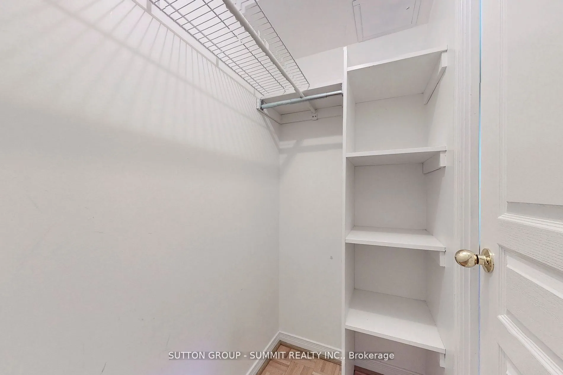 2565 Erin Centre Boulevard, #1203