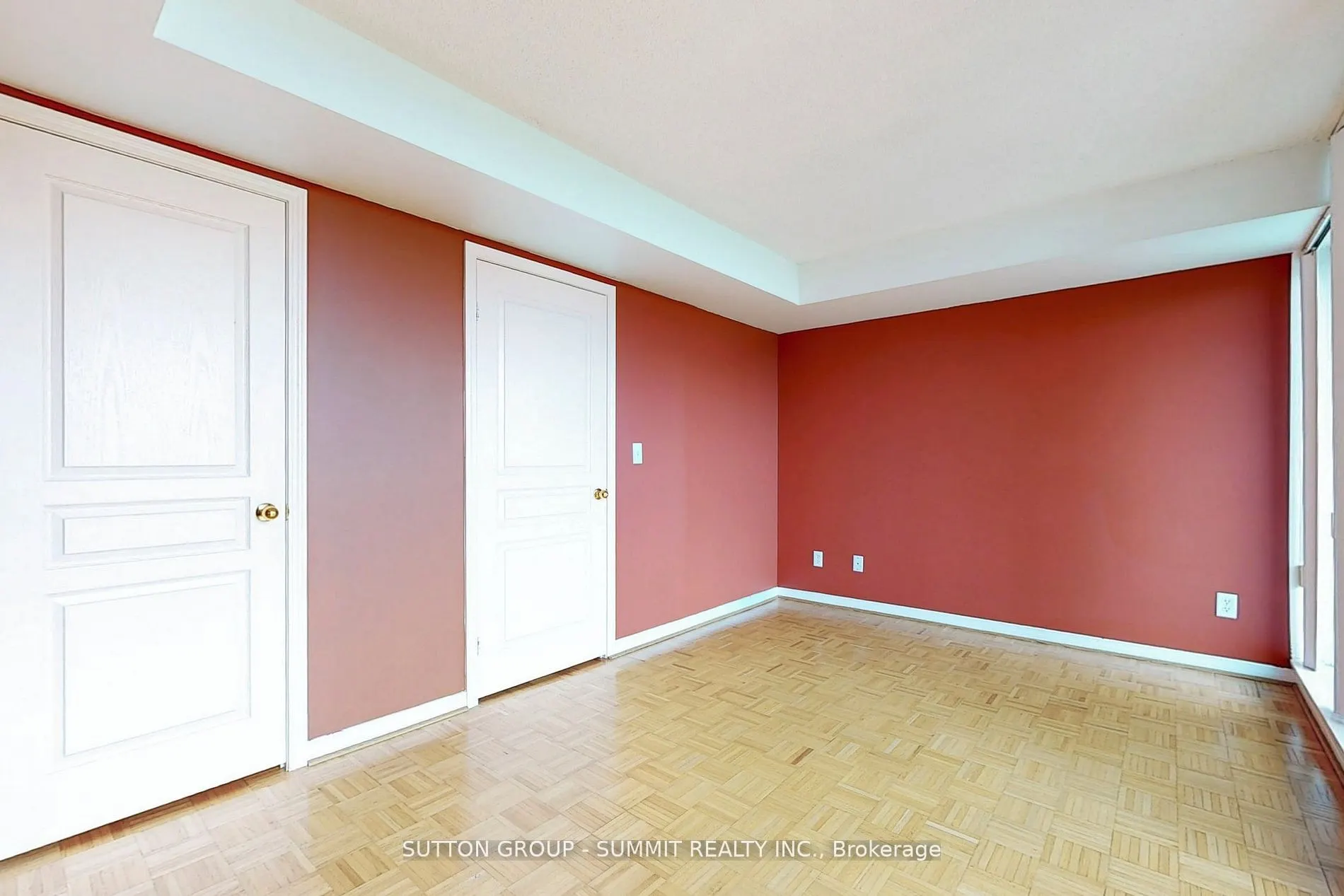 2565 Erin Centre Boulevard, #1203
