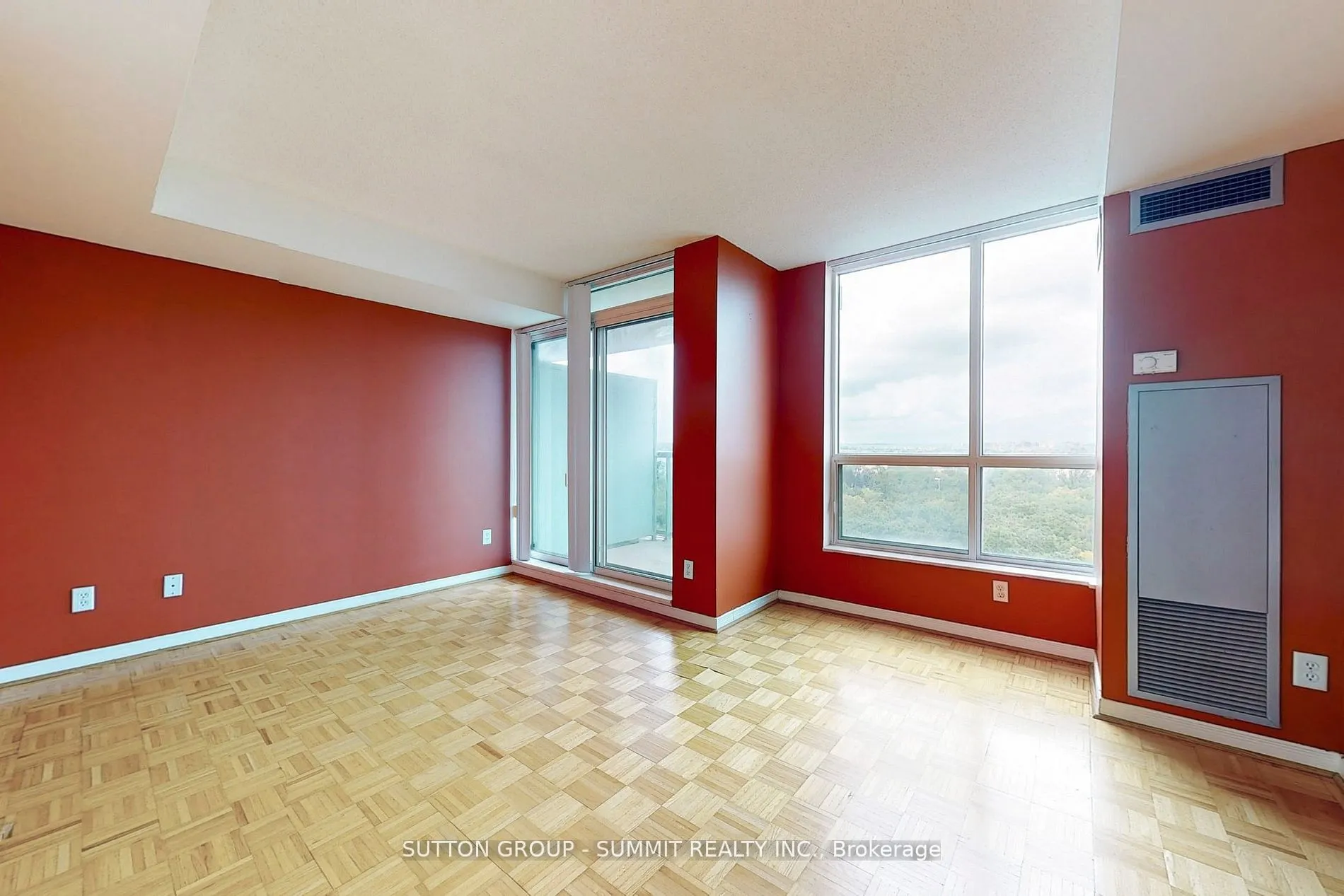 2565 Erin Centre Boulevard, #1203
