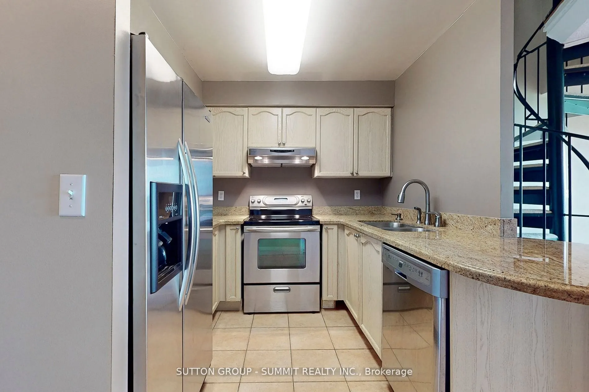 2565 Erin Centre Boulevard, #1203