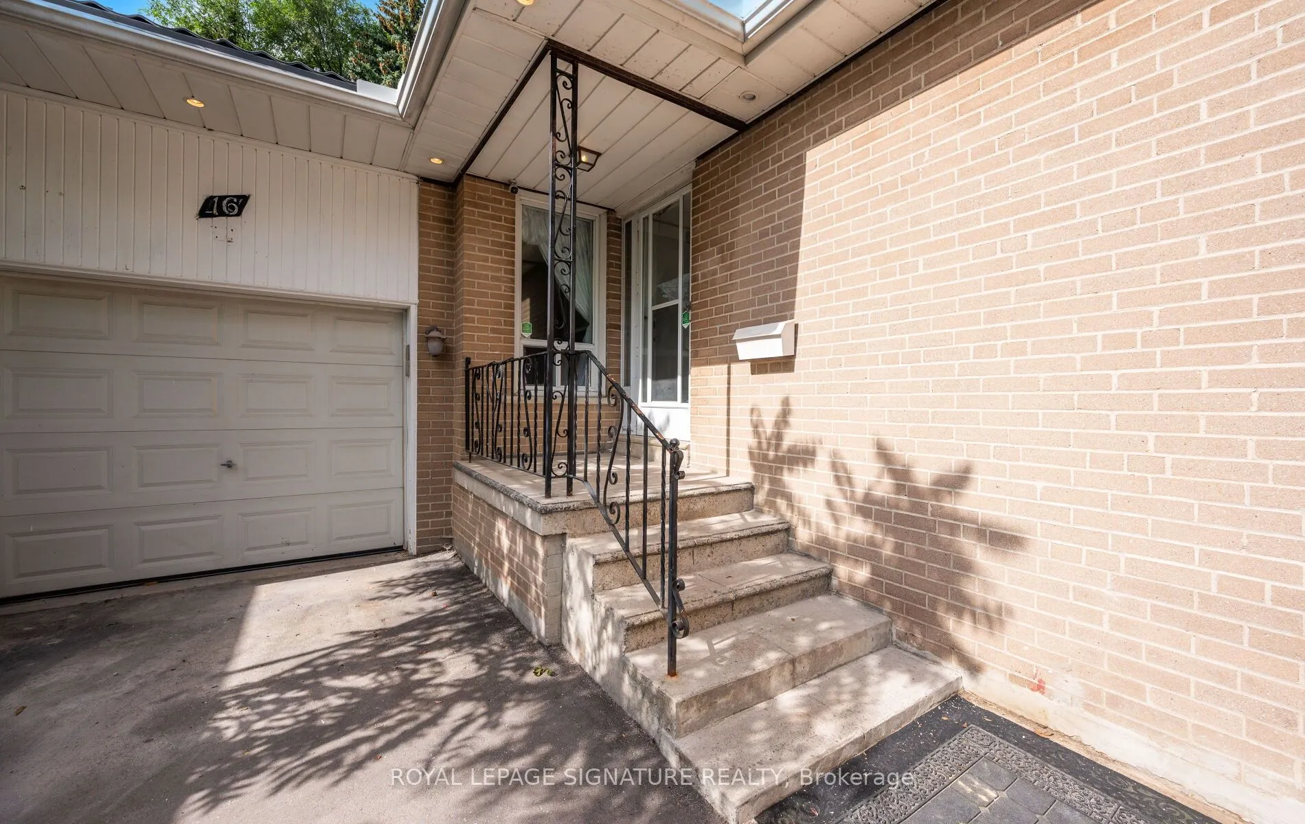 16 Pagoda Place