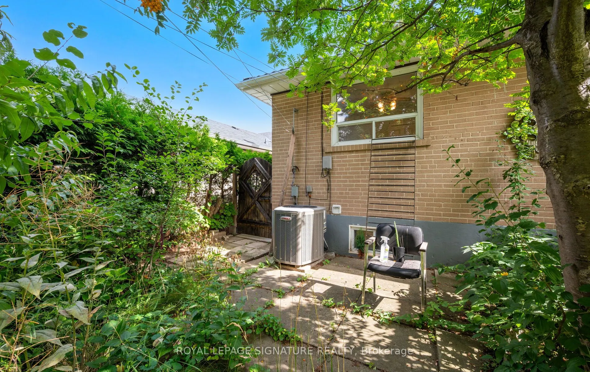 16 Pagoda Place