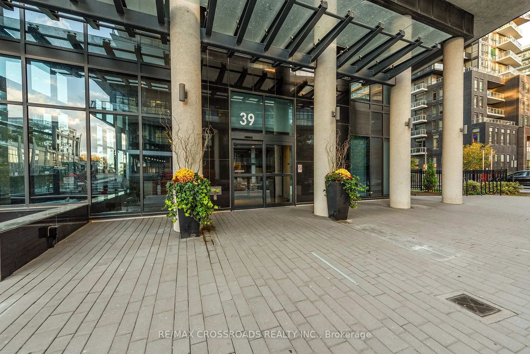 39 Annie Craig Drive, #216