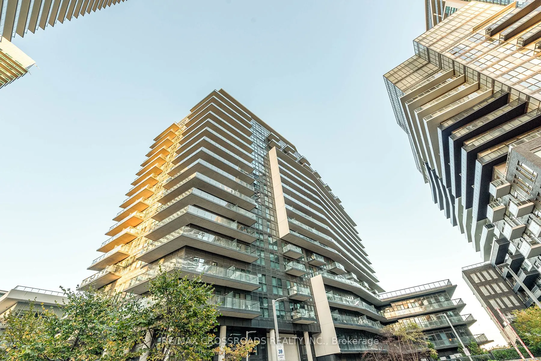 39 Annie Craig Drive, #216