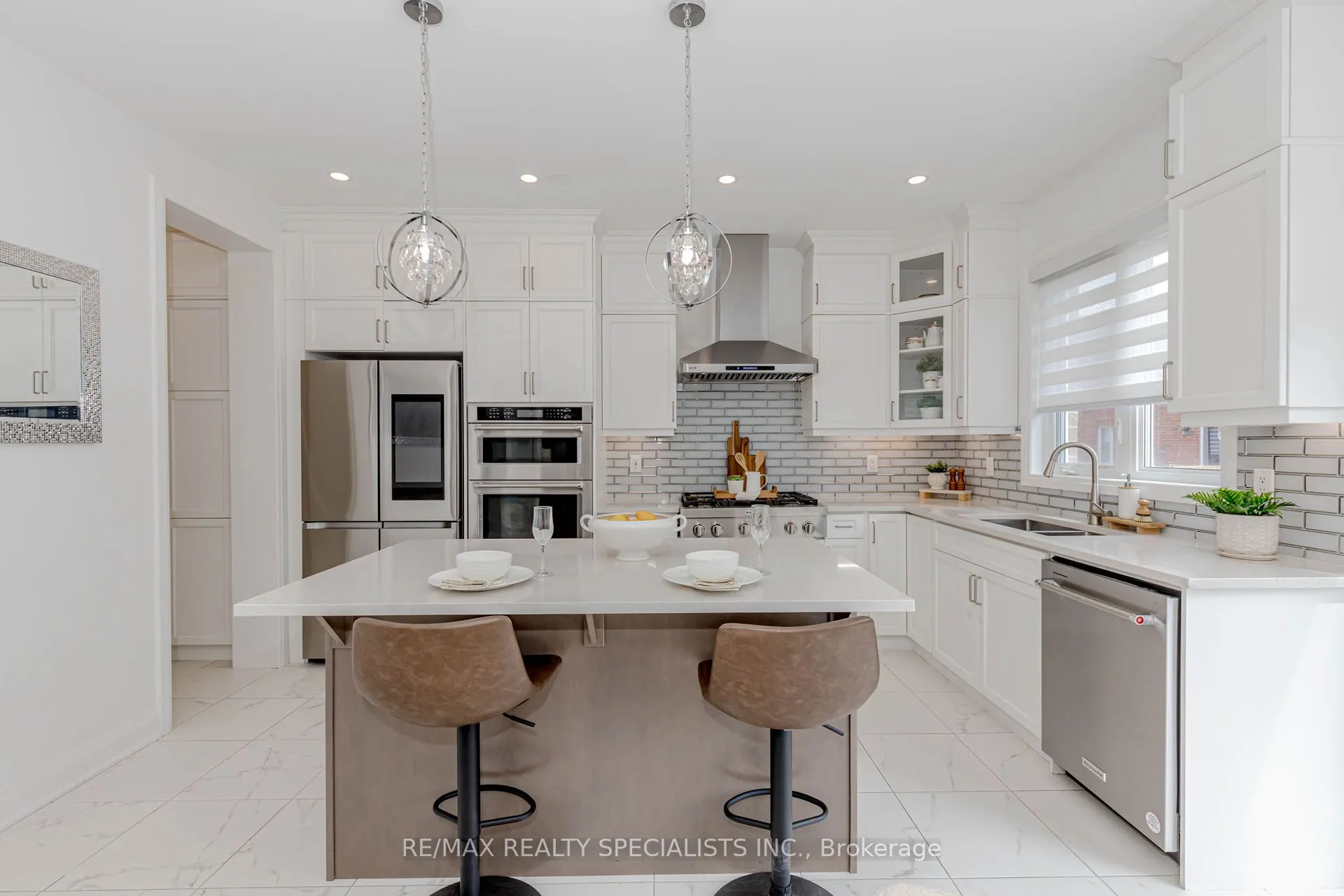 1411 Lobelia Crescent