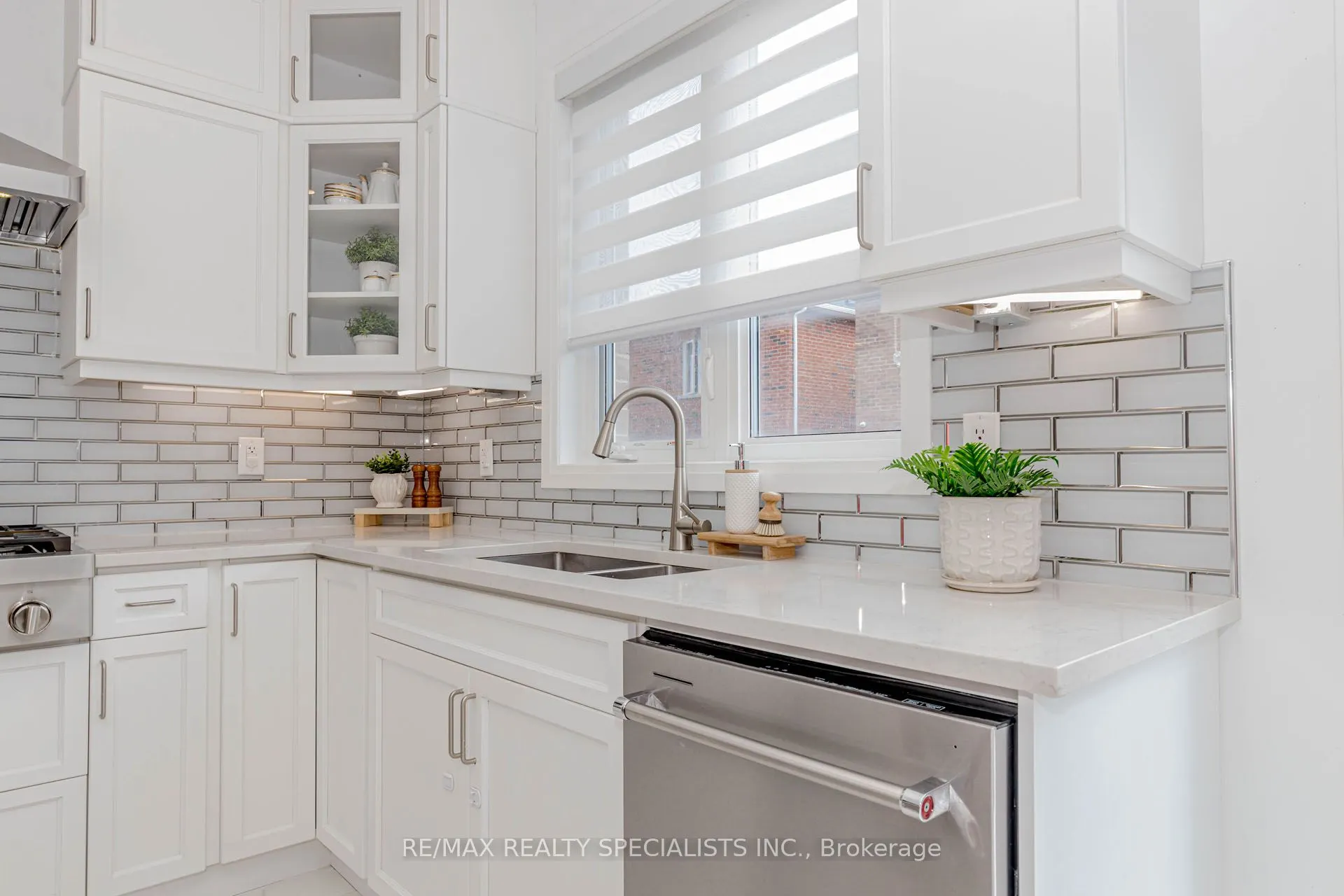1411 Lobelia Crescent