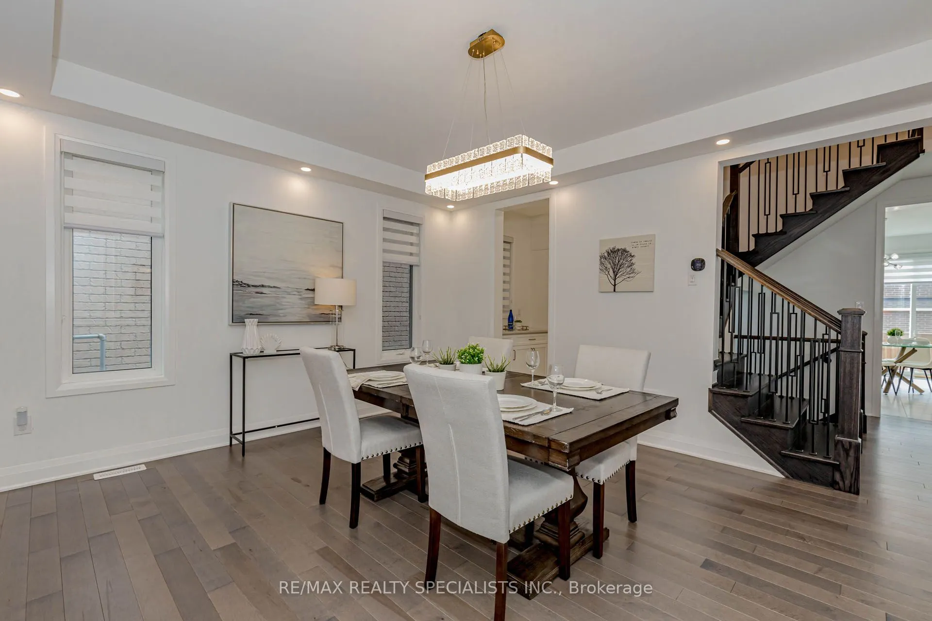 1411 Lobelia Crescent
