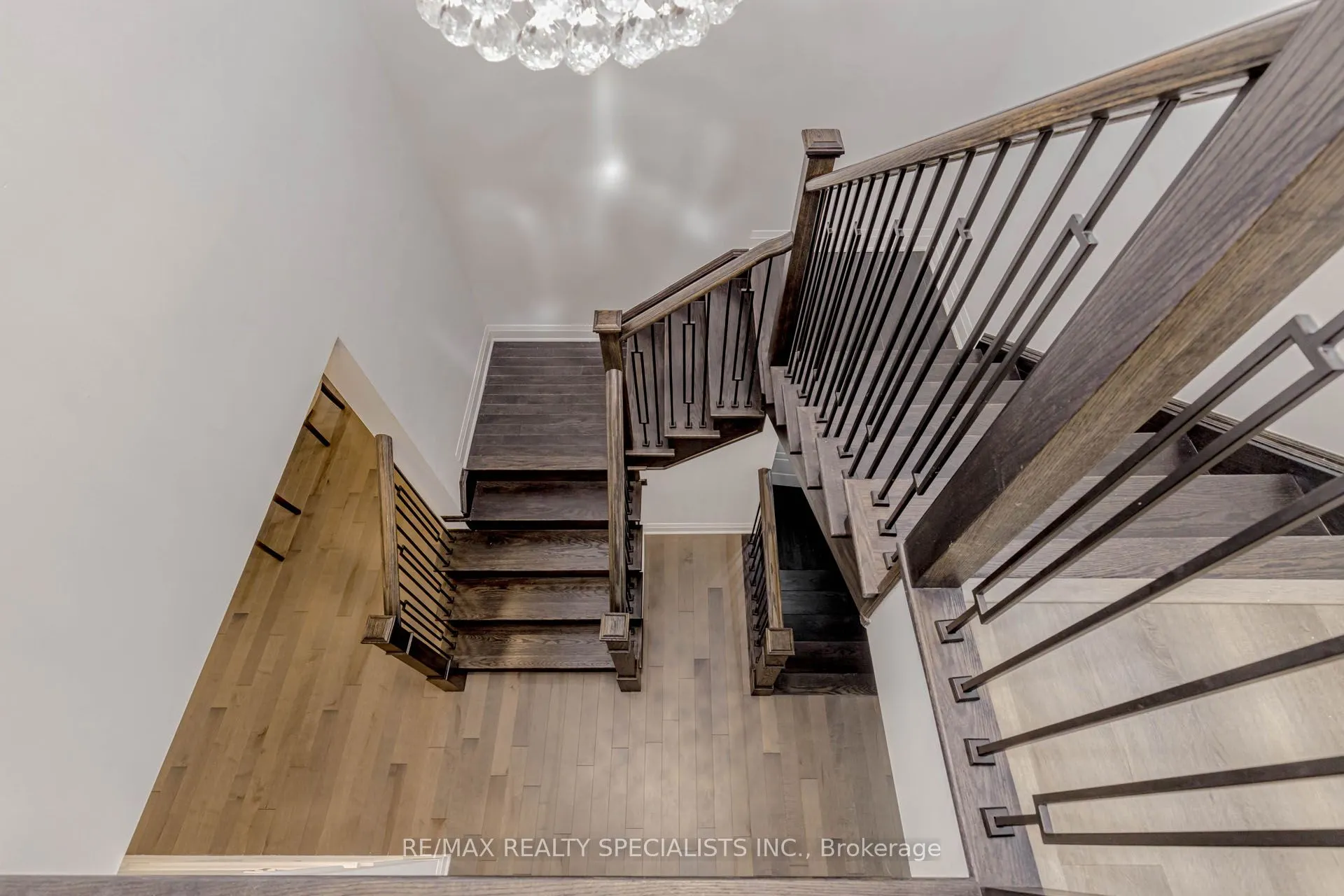 1411 Lobelia Crescent