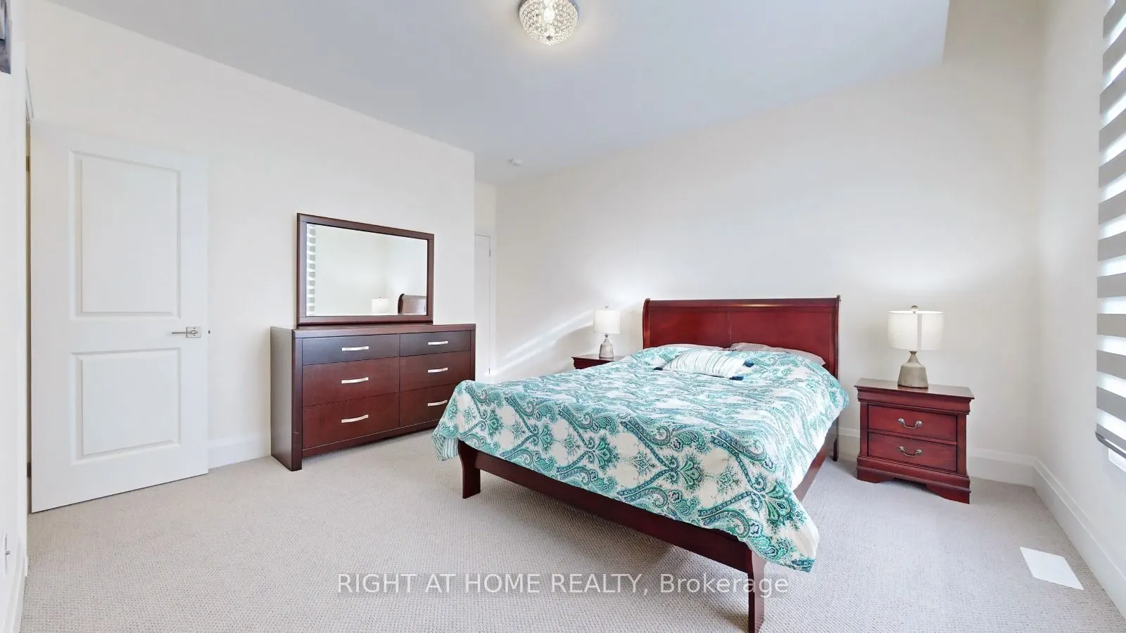 38 Elverton Crescent