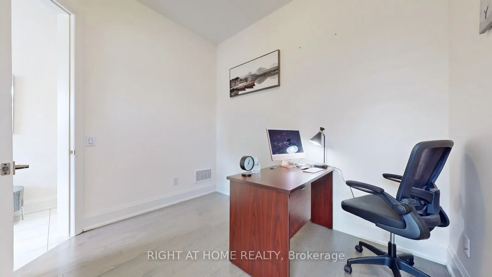38 Elverton Crescent