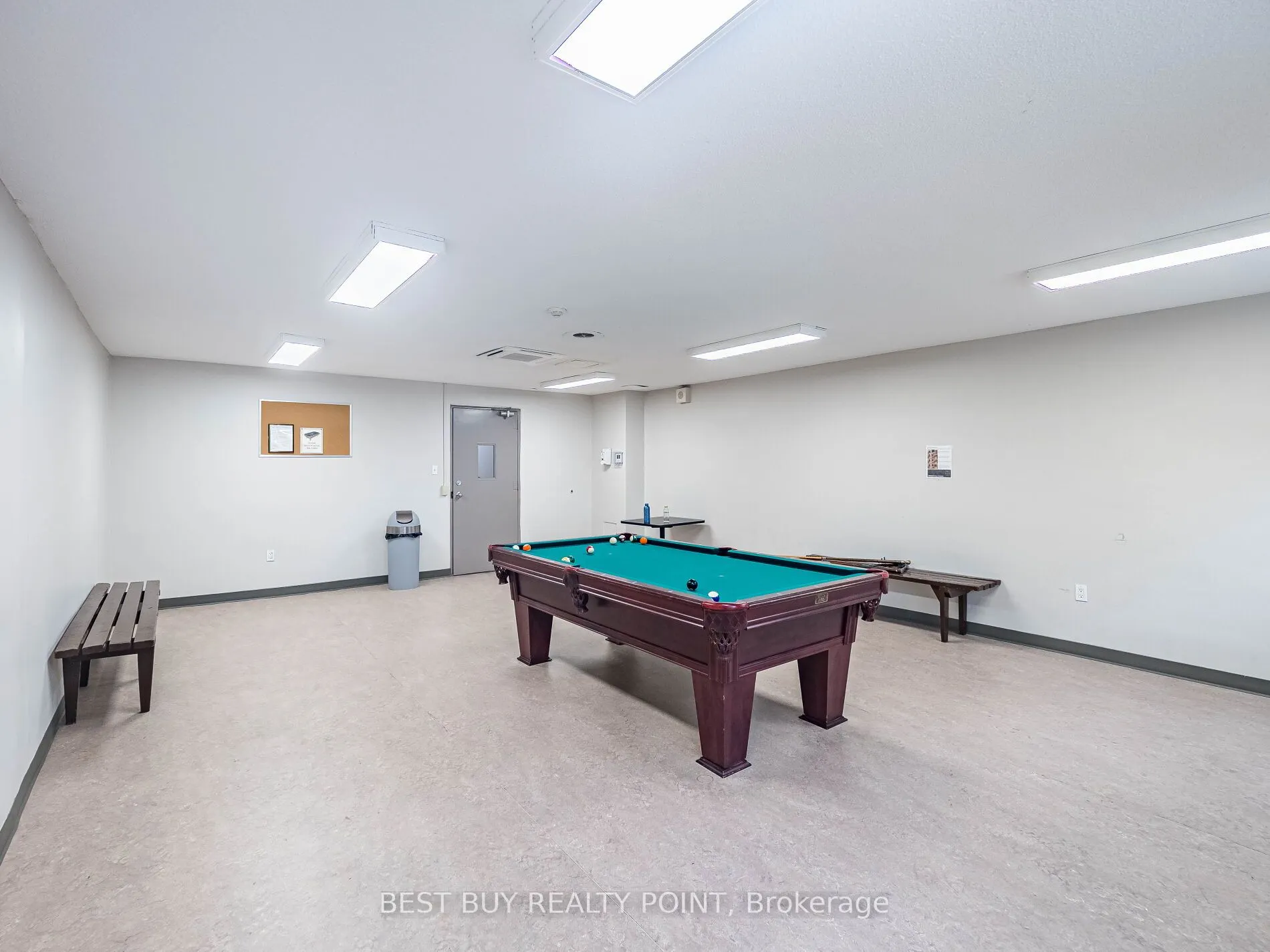 15 La Rose Avenue, #1007