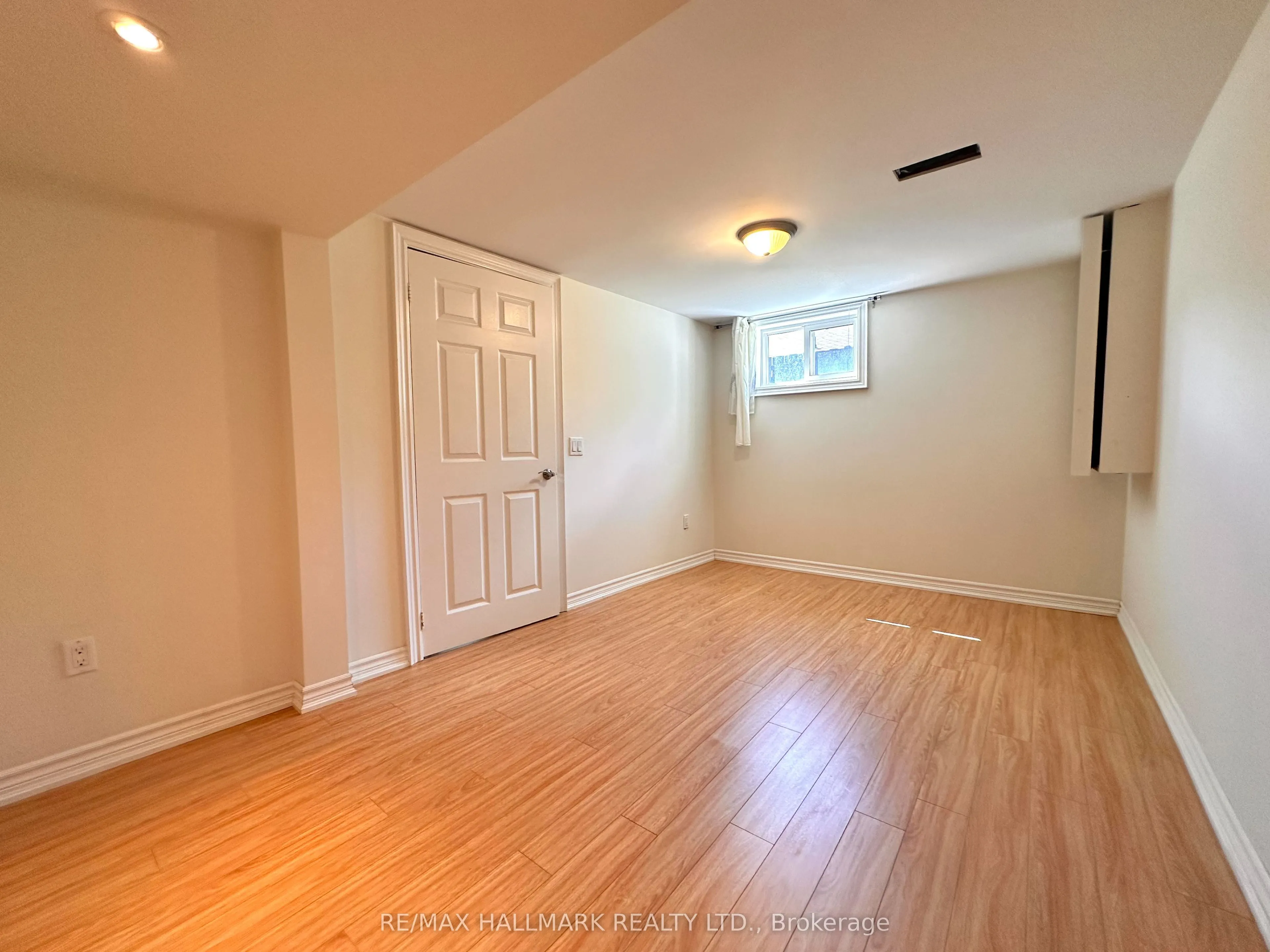 1198 Ingledene Drive