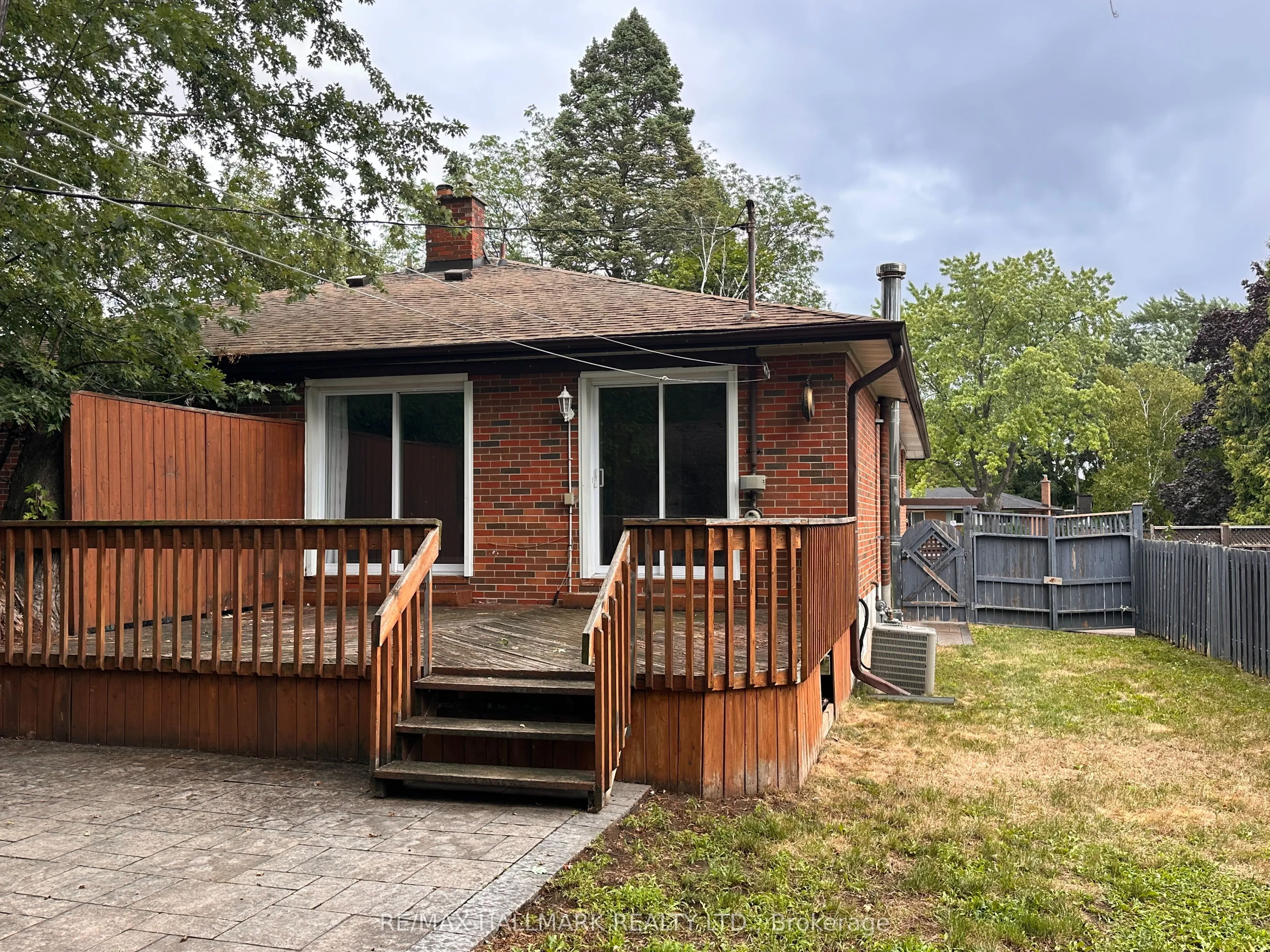 1198 Ingledene Drive