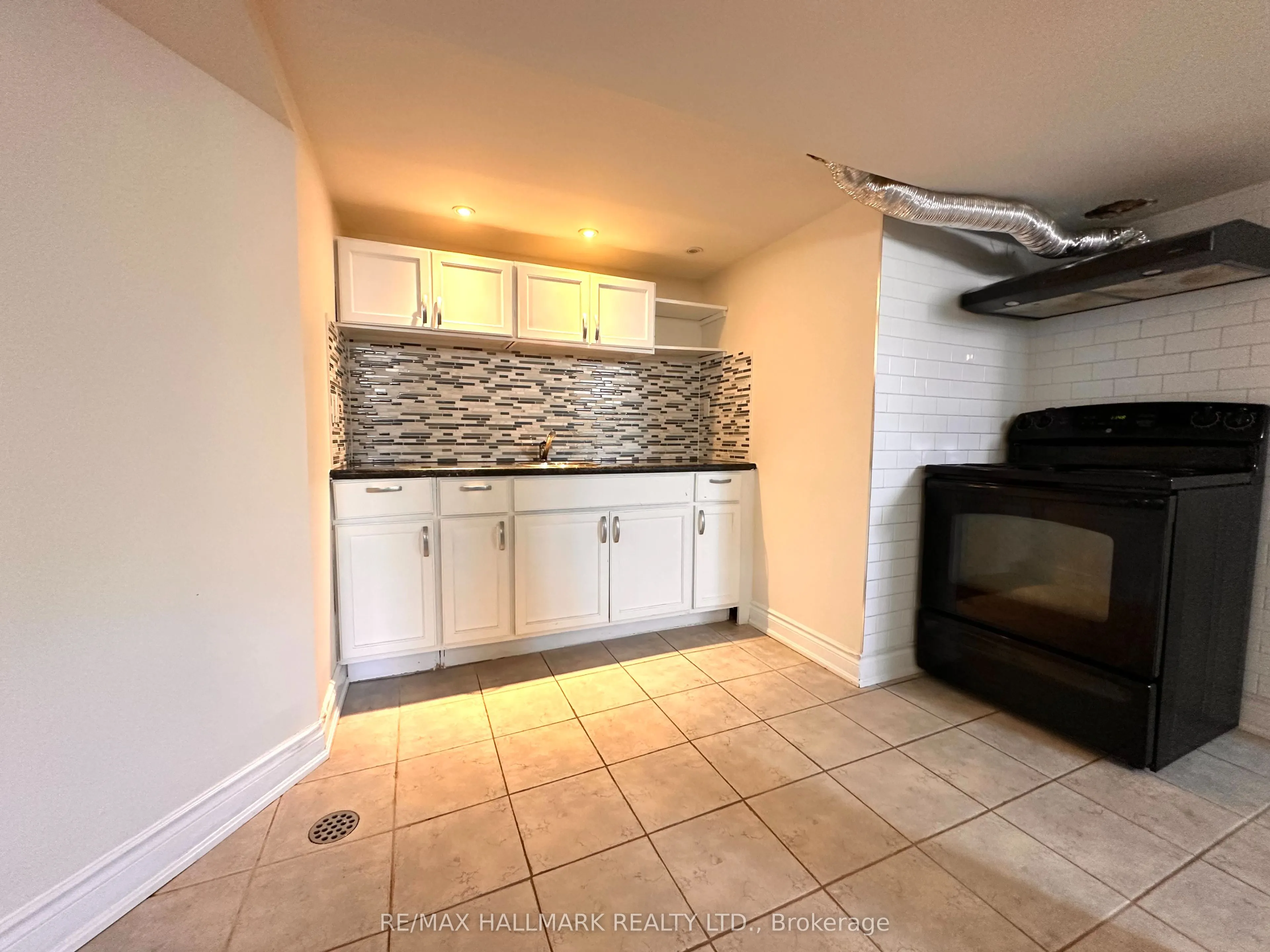 1198 Ingledene Drive