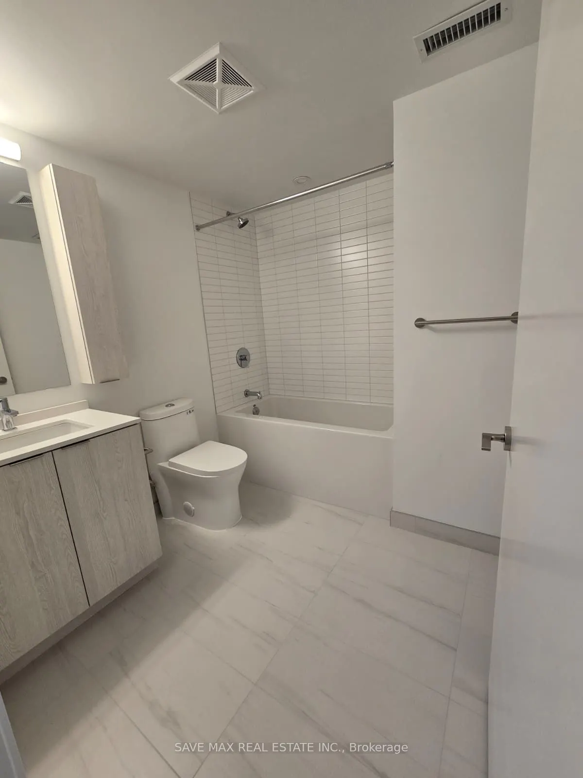 3009 NOVAR Road, #1016