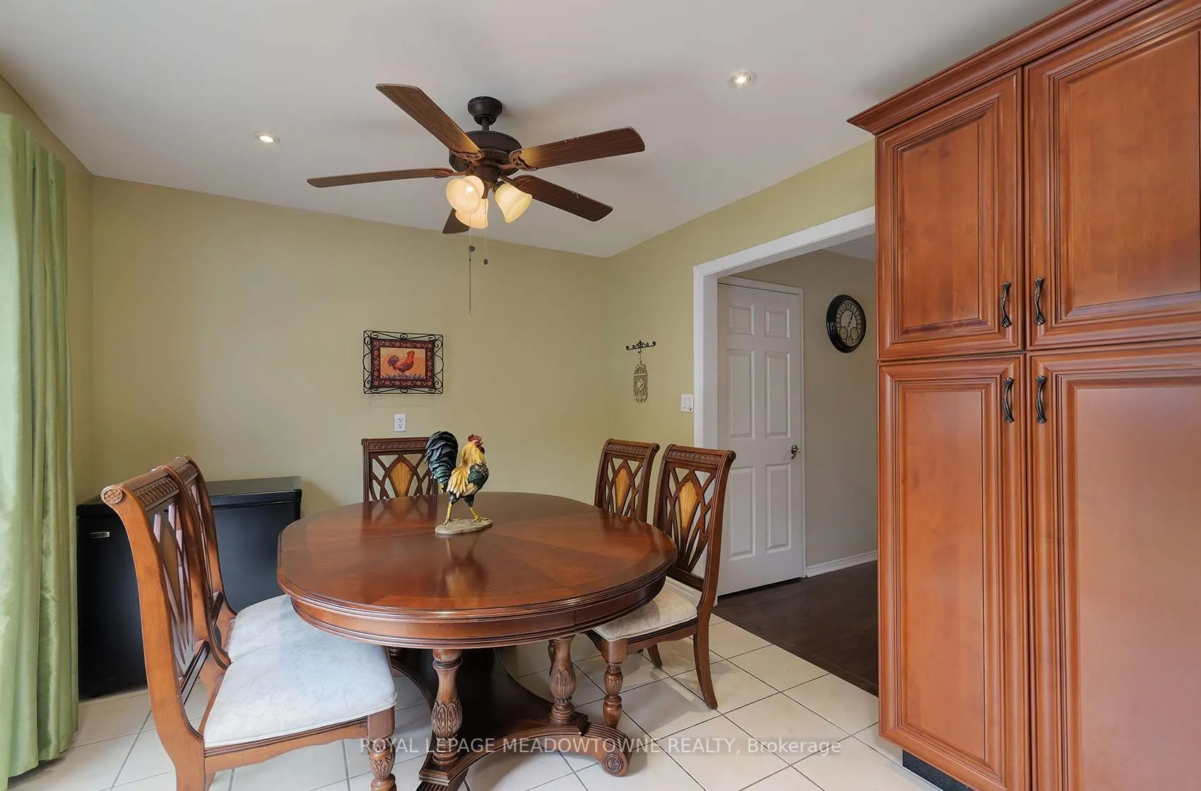 6521 Sapling Trail