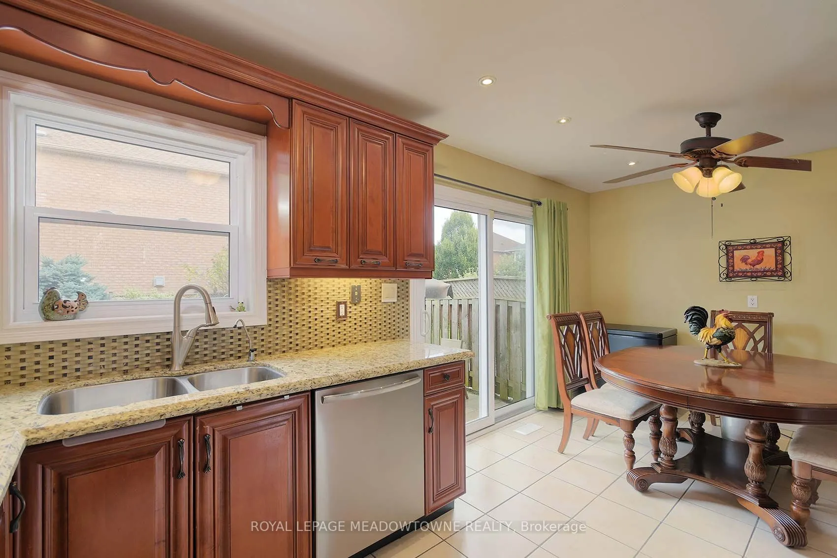 6521 Sapling Trail