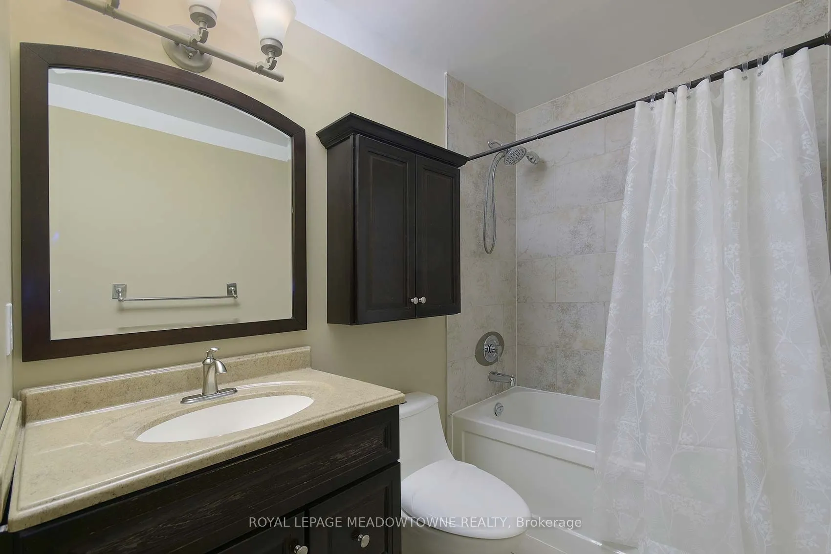 6521 Sapling Trail