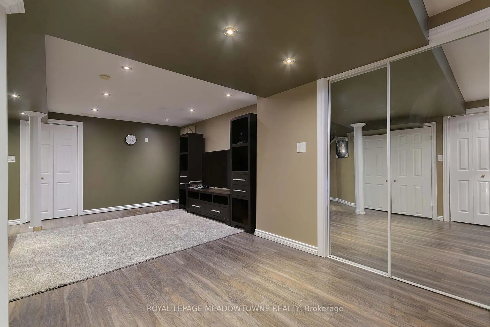6521 Sapling Trail