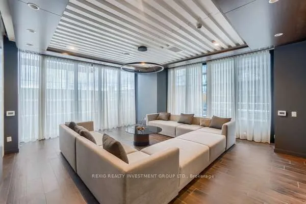 70 Annie Craig Drive, #4007