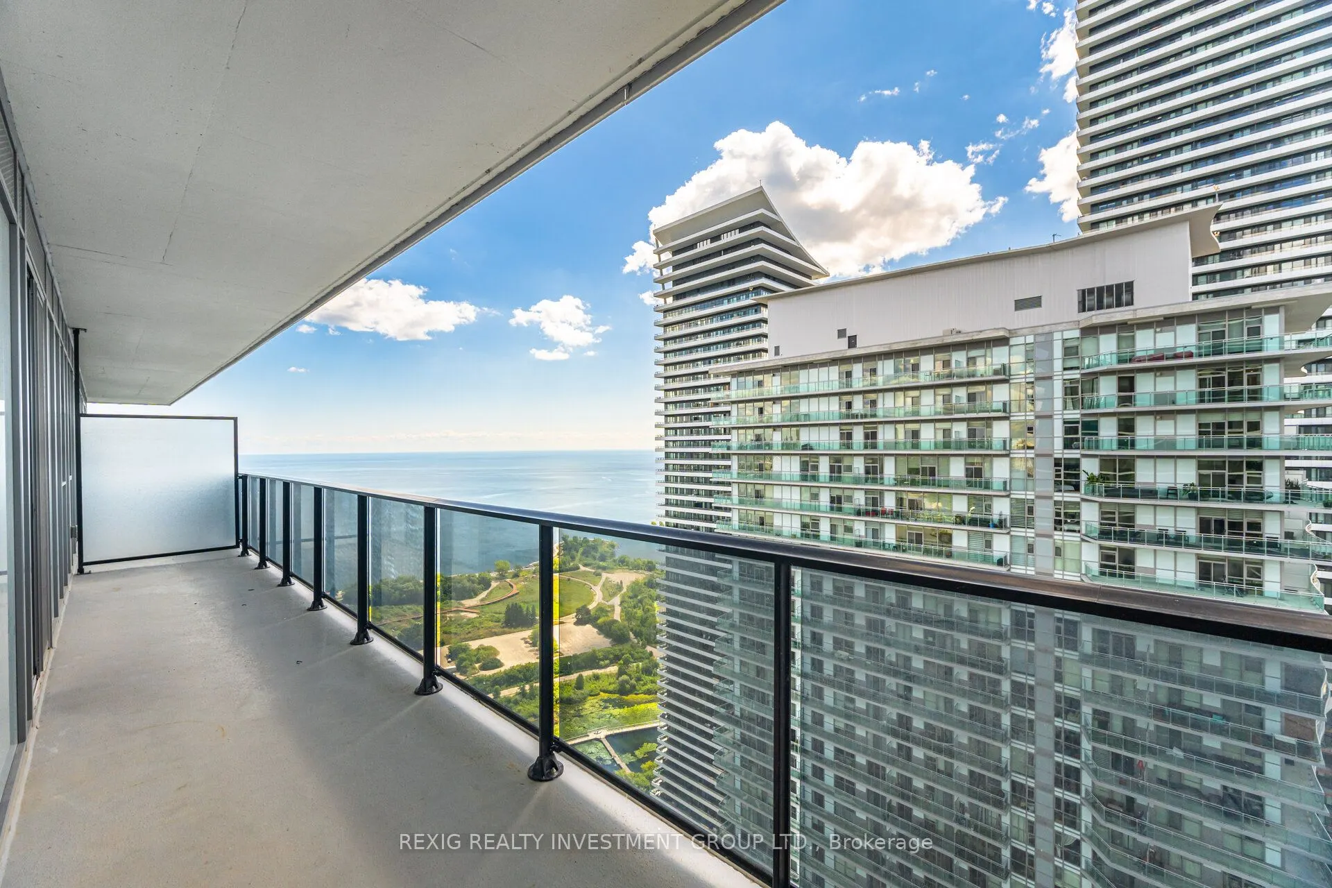 70 Annie Craig Drive, #4007