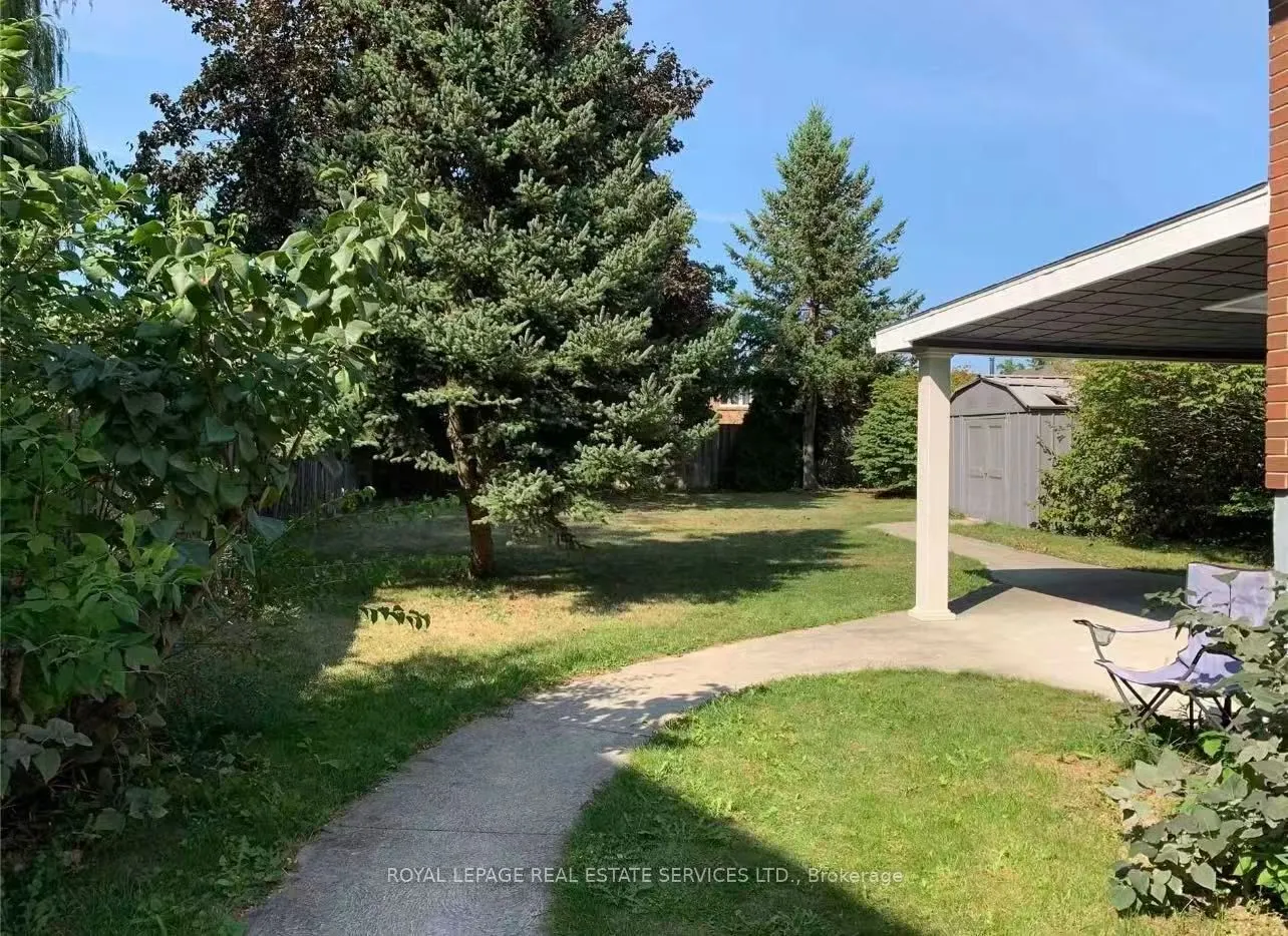 393 Mississauga Valley Boulevard