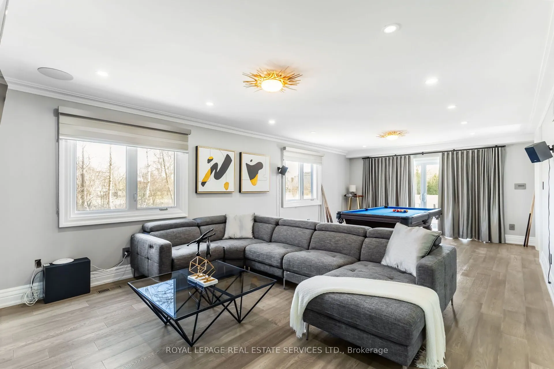12 Julian Drive