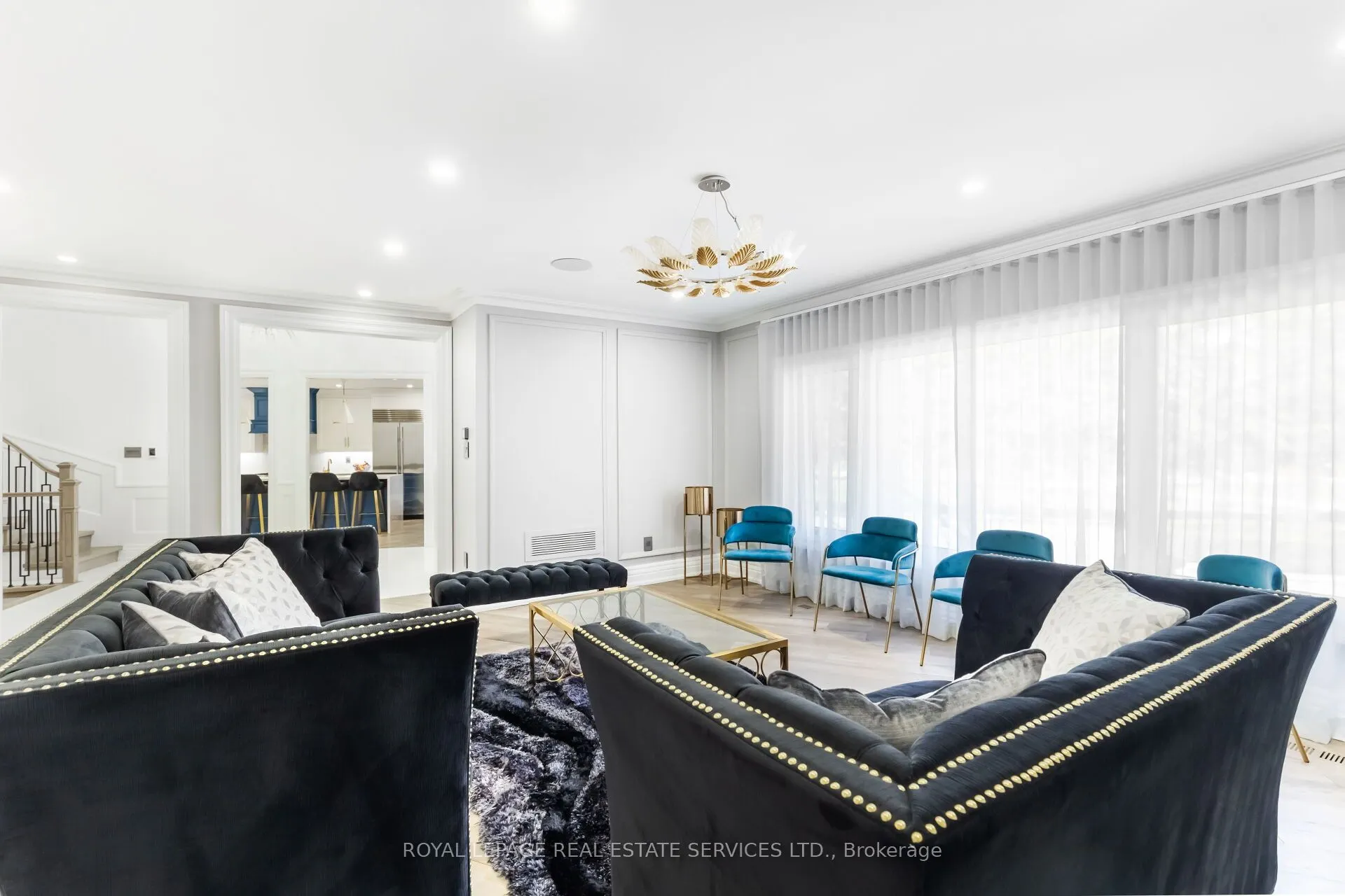12 Julian Drive