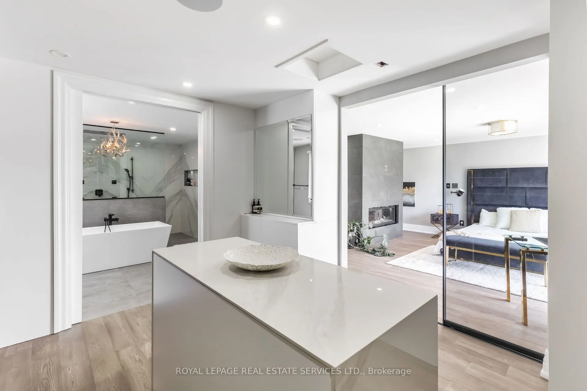 12 Julian Drive