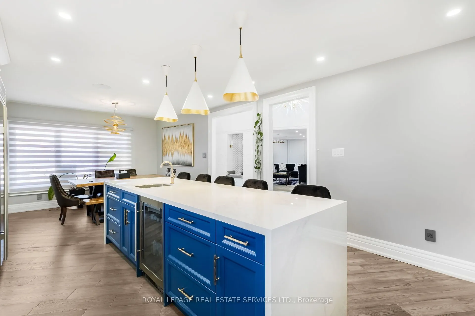 12 Julian Drive