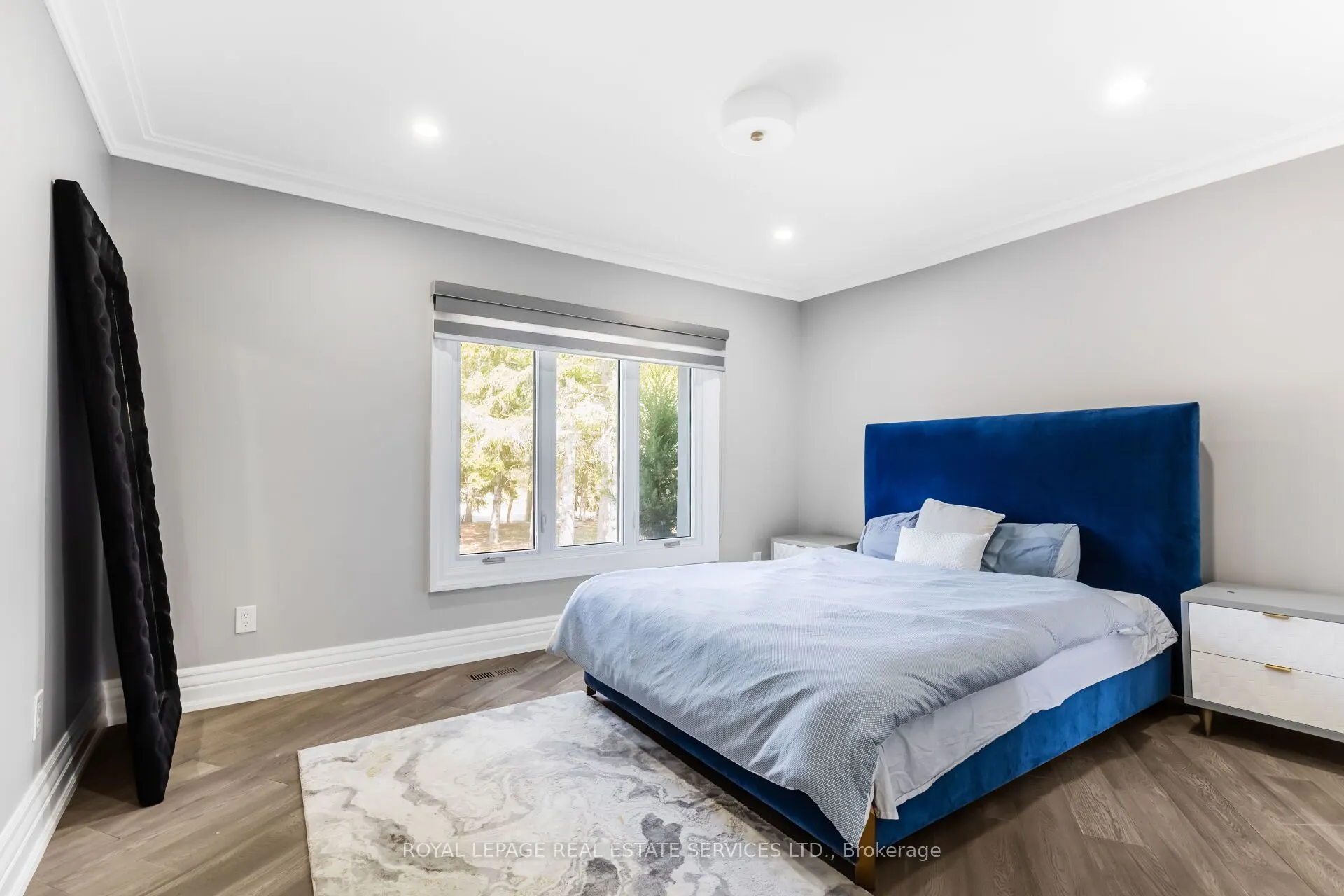12 Julian Drive