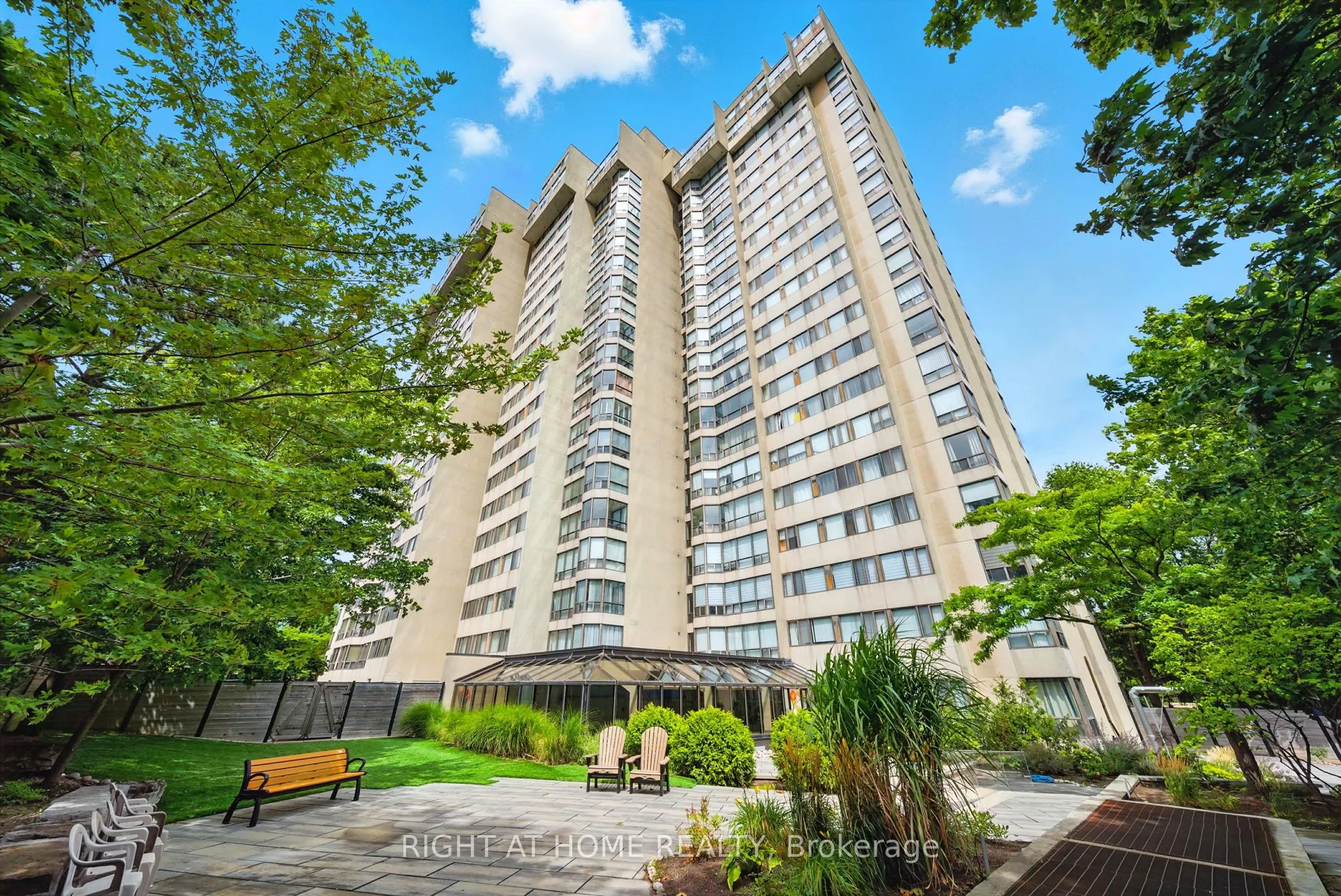 200 Robert Speck Parkway, #201