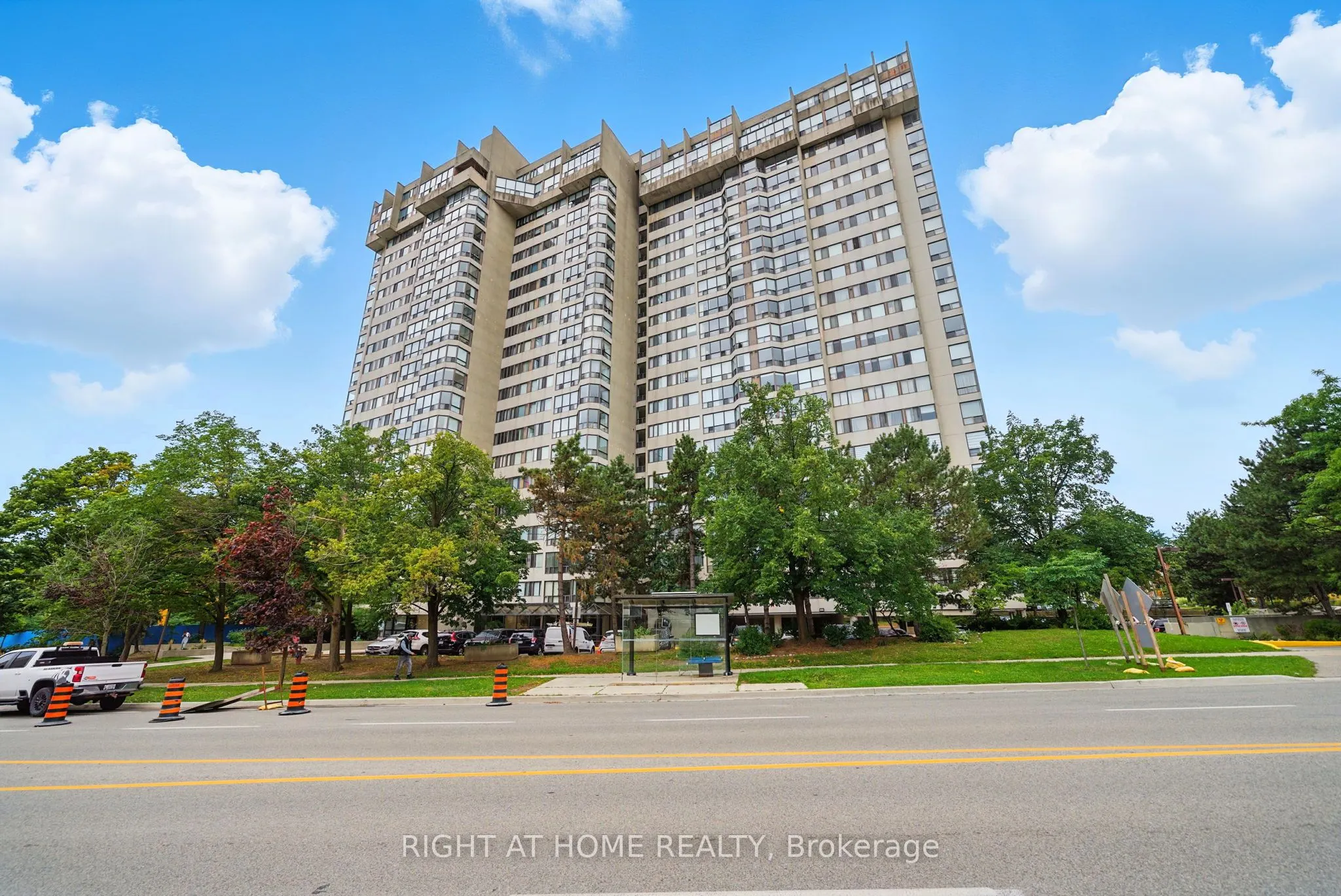 200 Robert Speck Parkway, #201