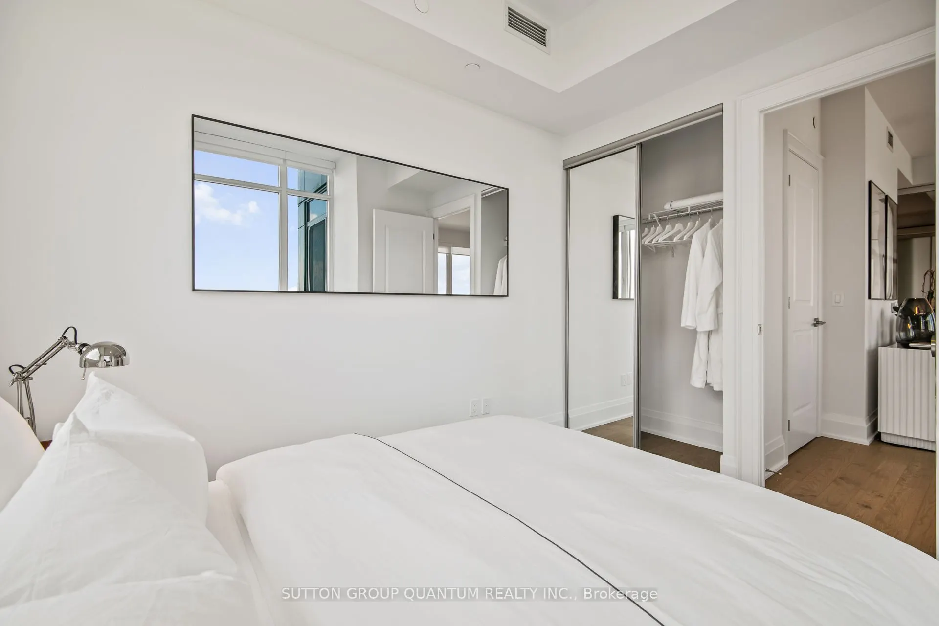 1928 Lake Shore Boulevard W, #4202