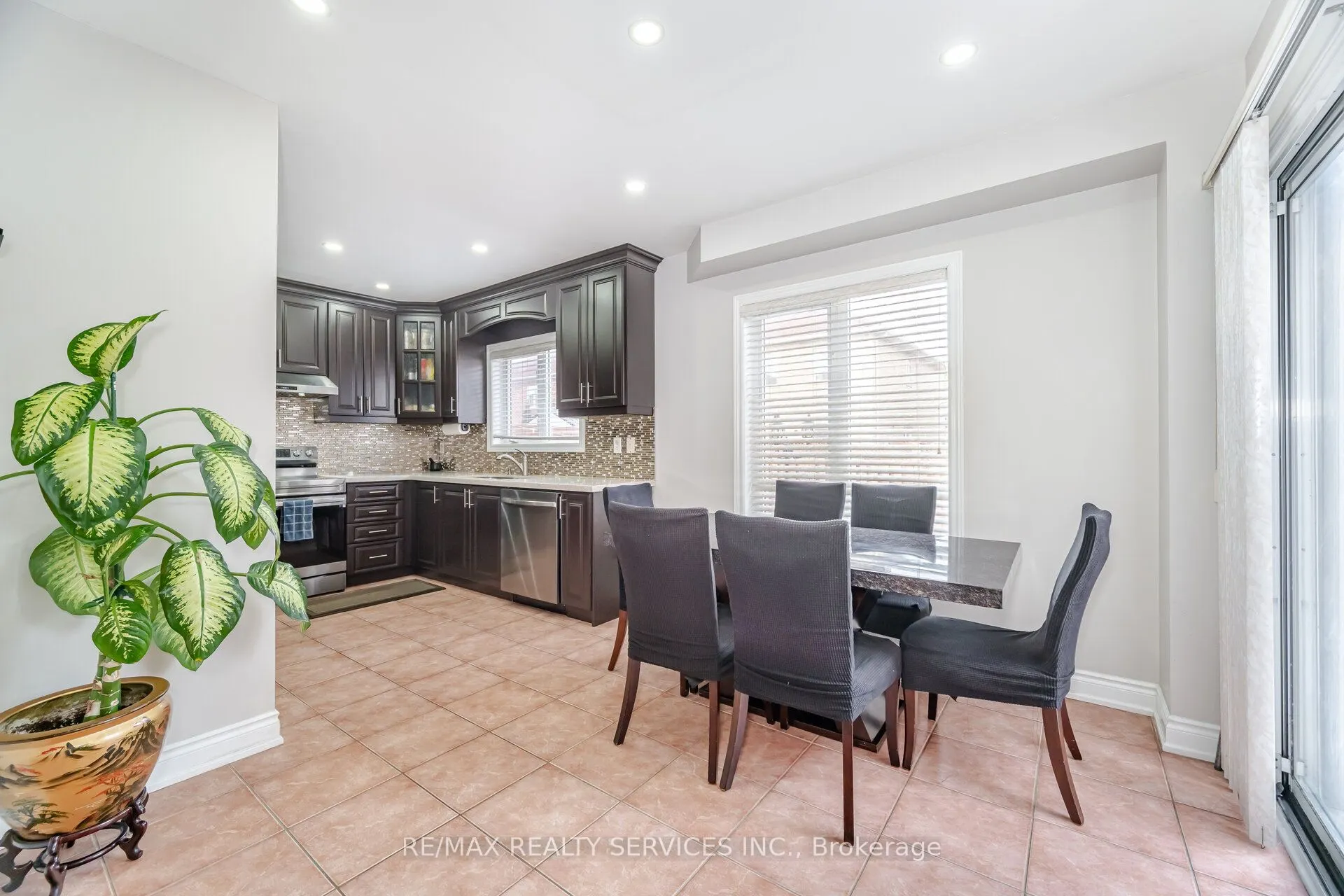 39 Rattlesnake Road