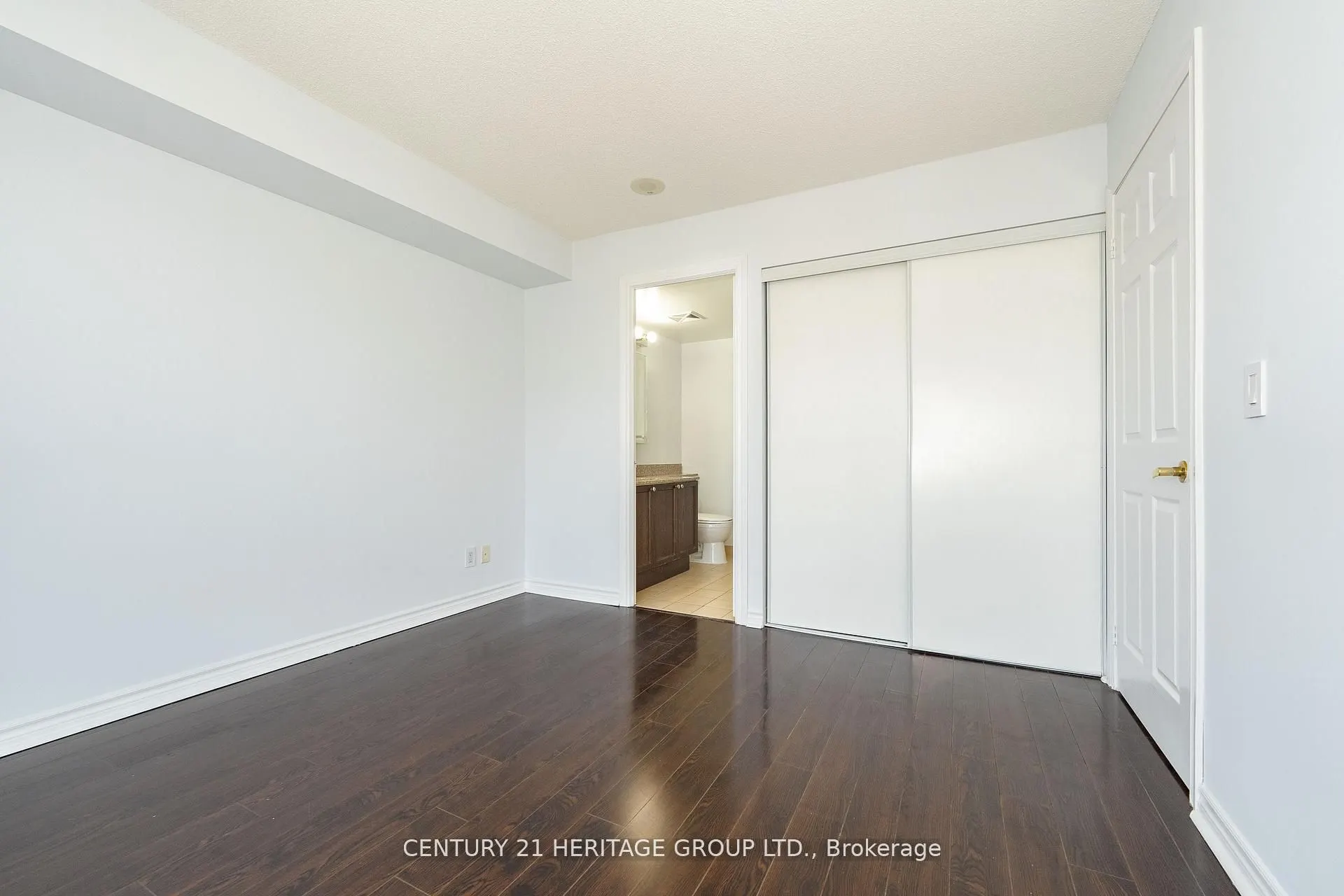 5 Michael Power Place, #2002