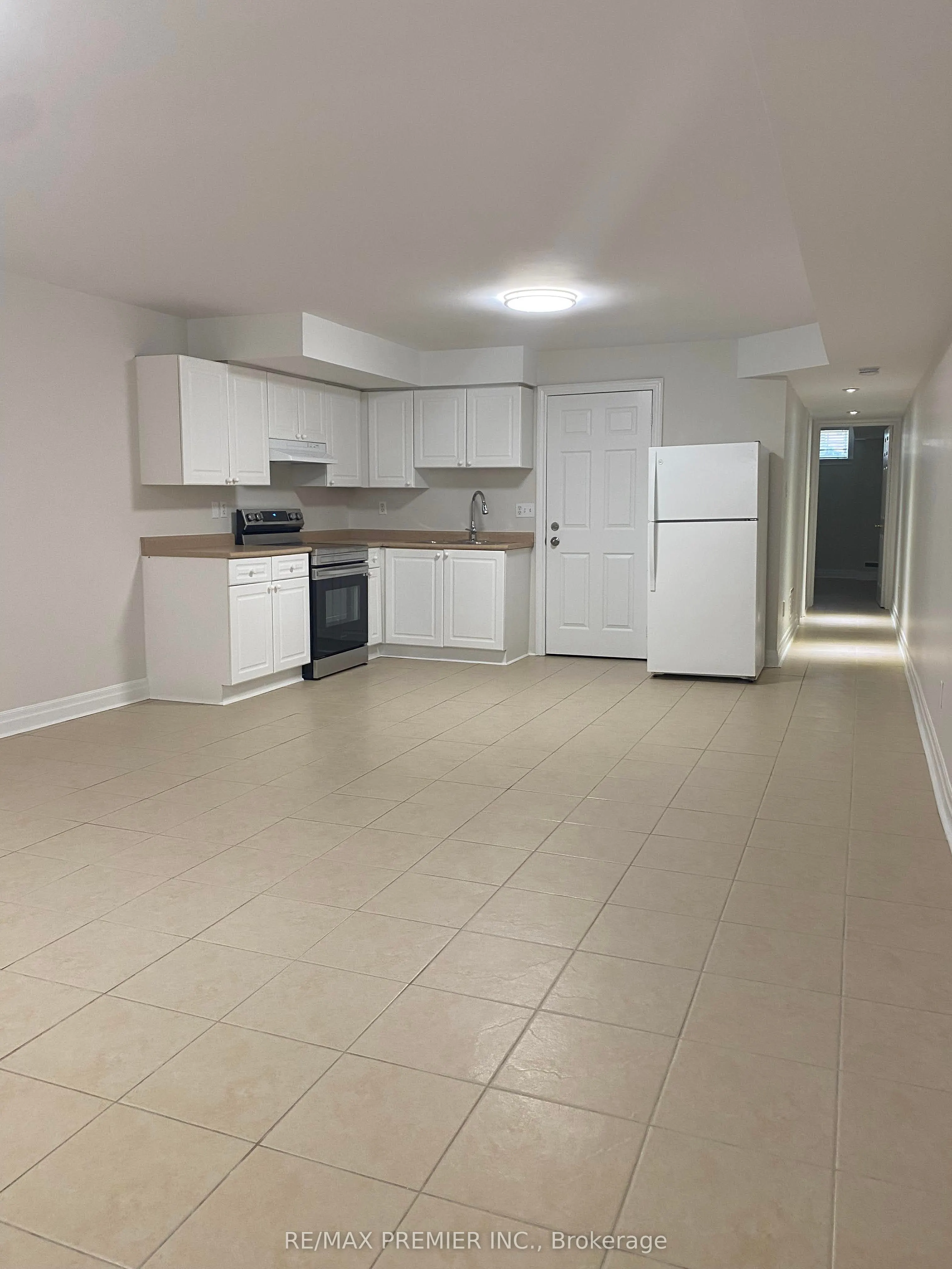 34 Algarve Crescent, #Basement