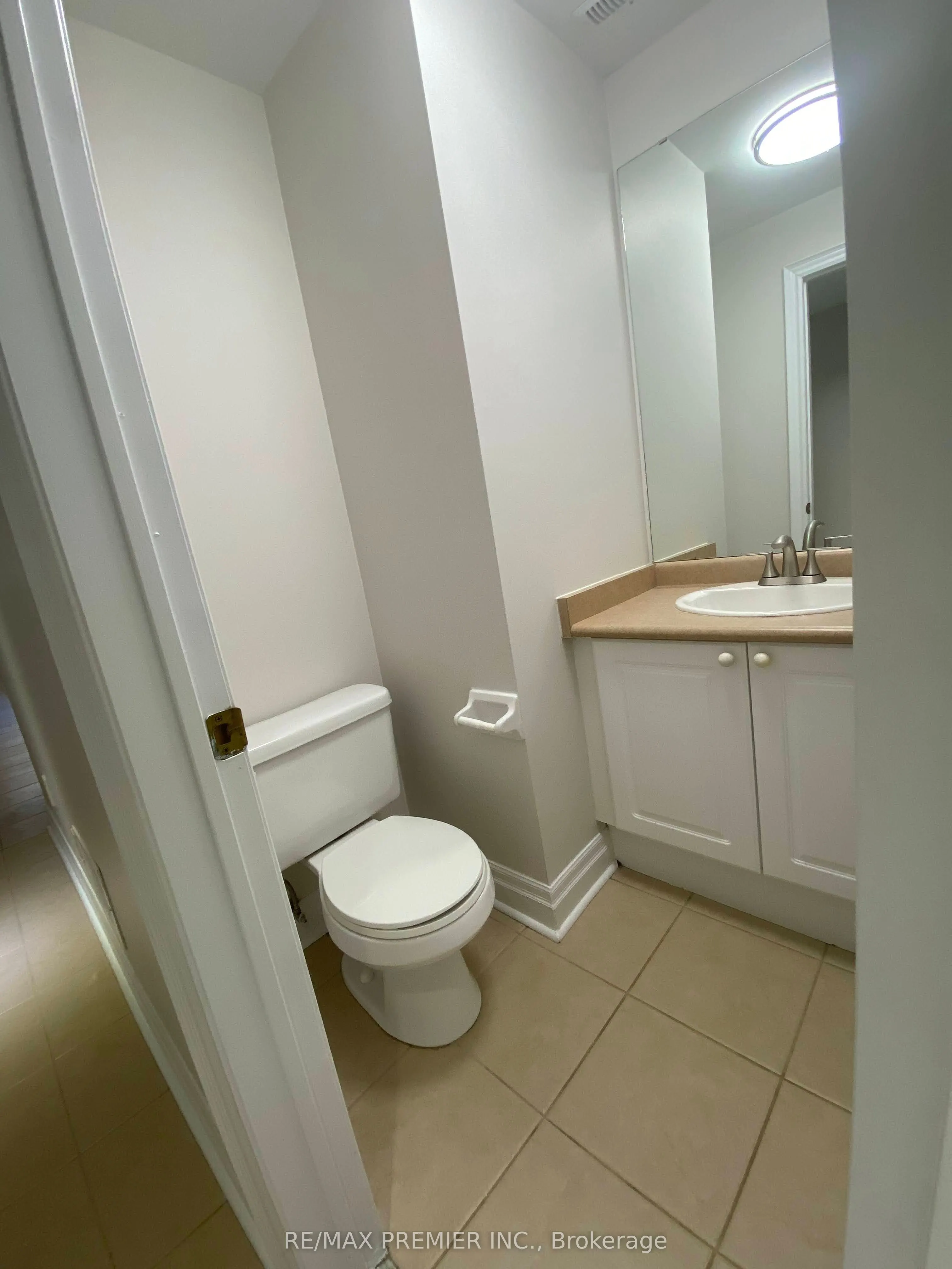 34 Algarve Crescent, #Basement