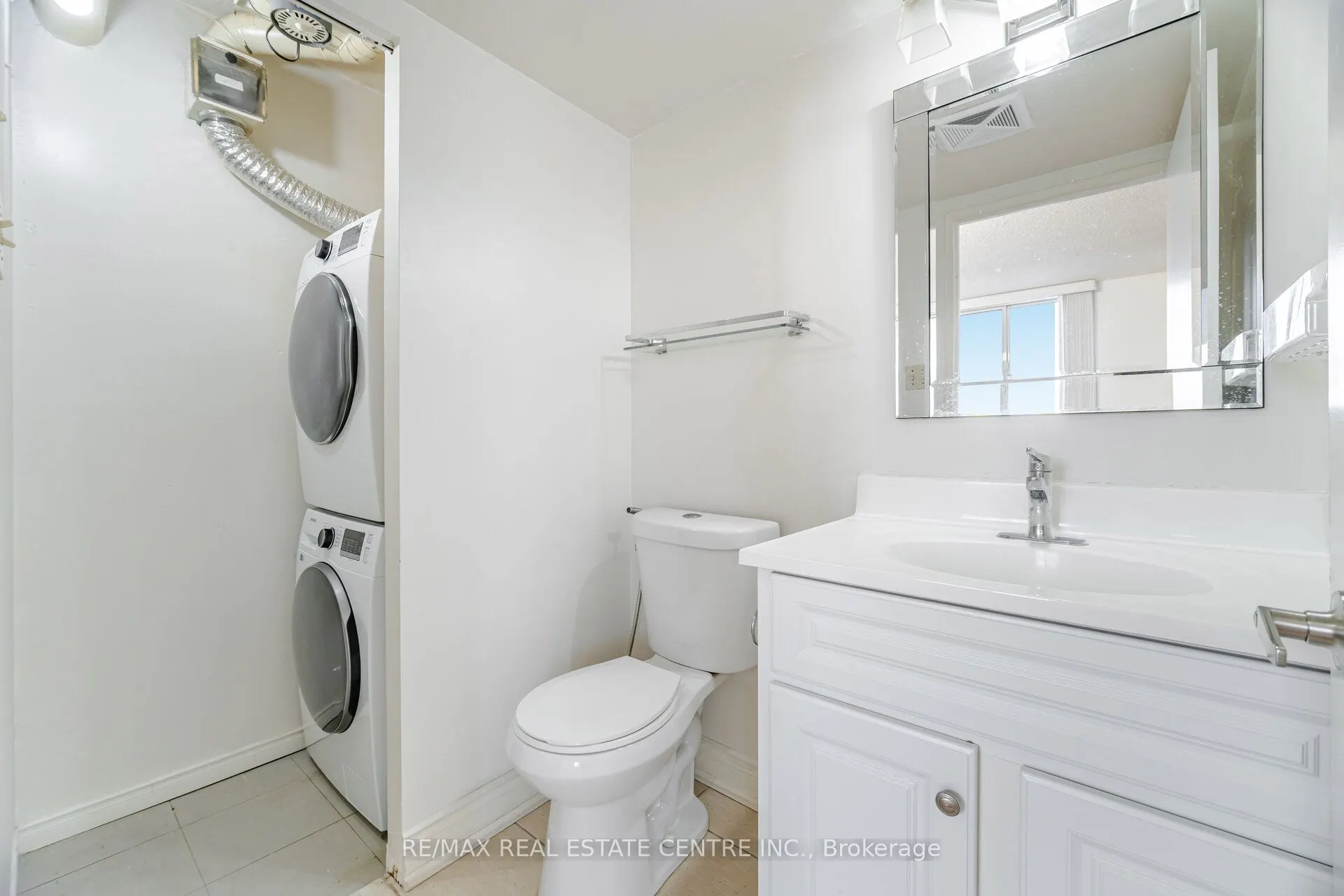 115 Hillcrest Avenue, #811