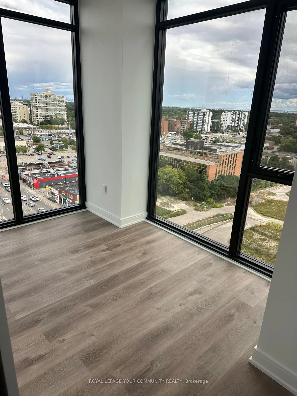 3009 Novar Road, #04