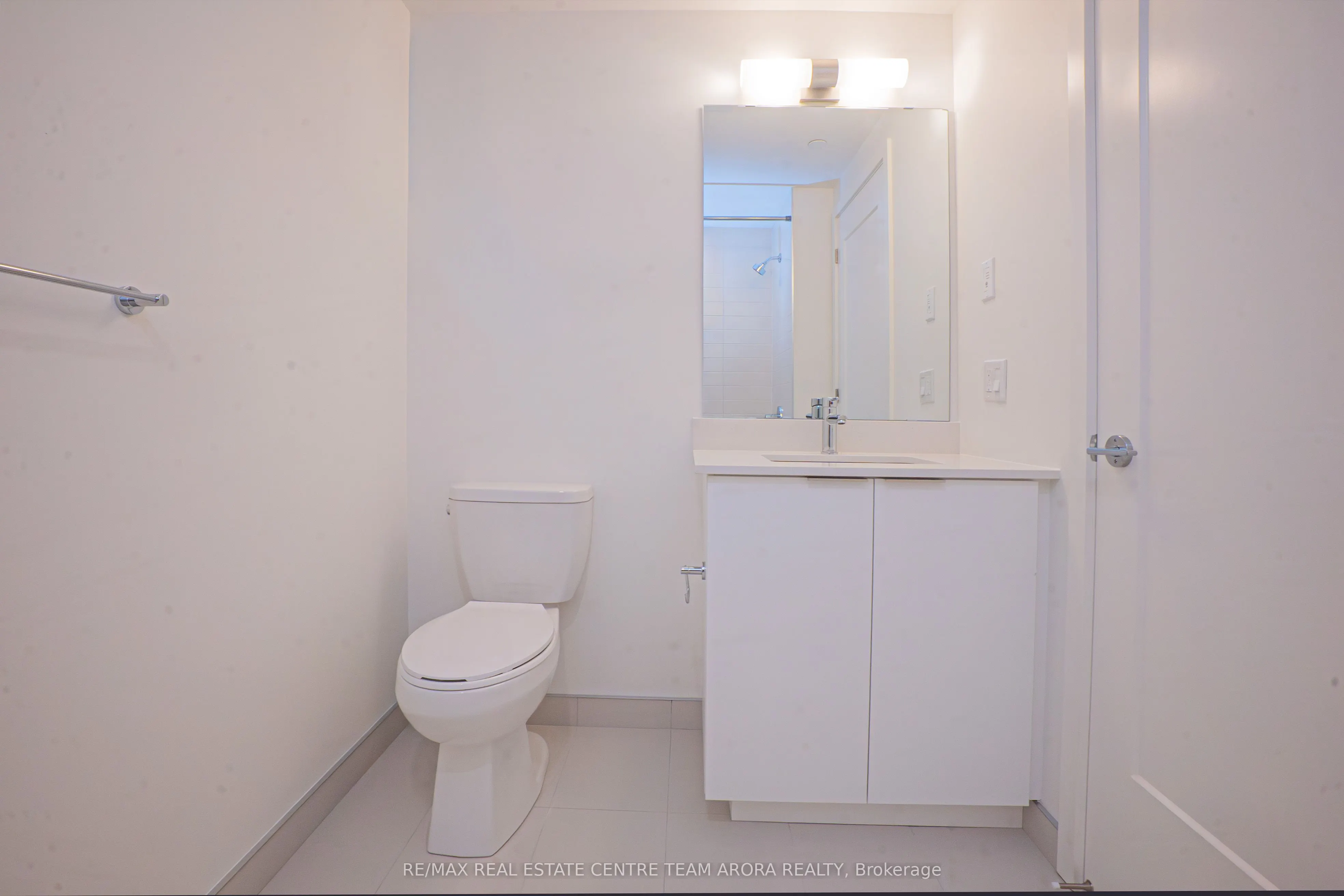 3079 Trafalgar Road, #605