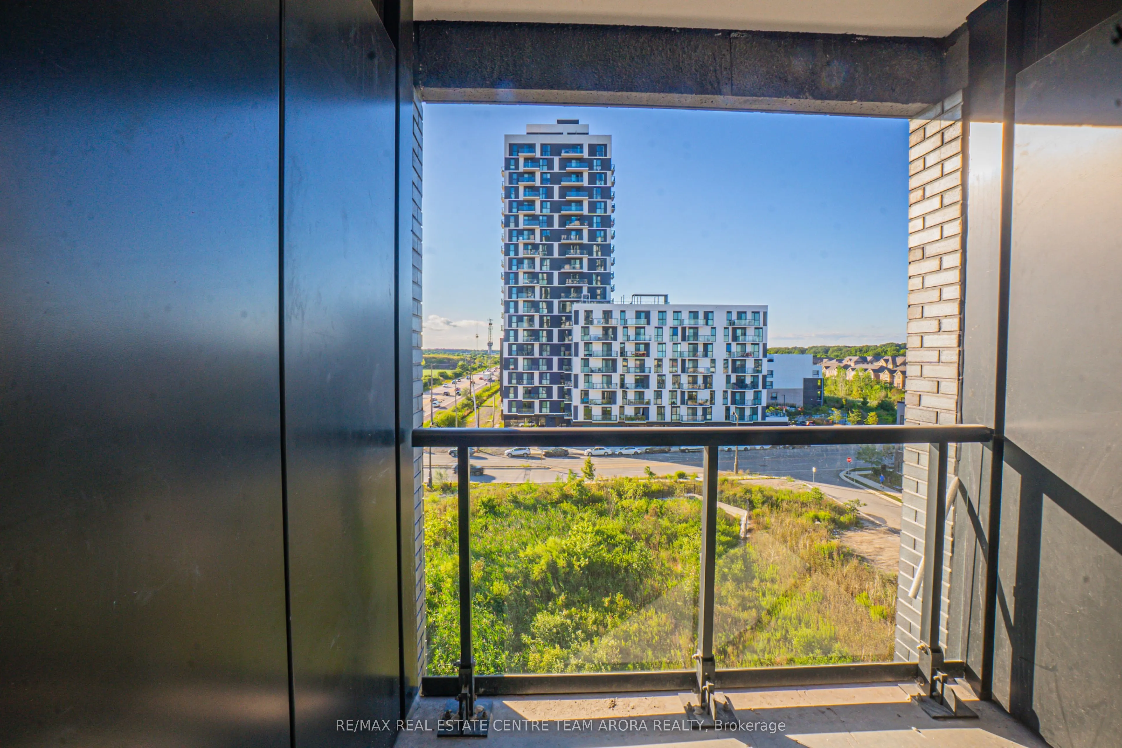 3079 Trafalgar Road, #605