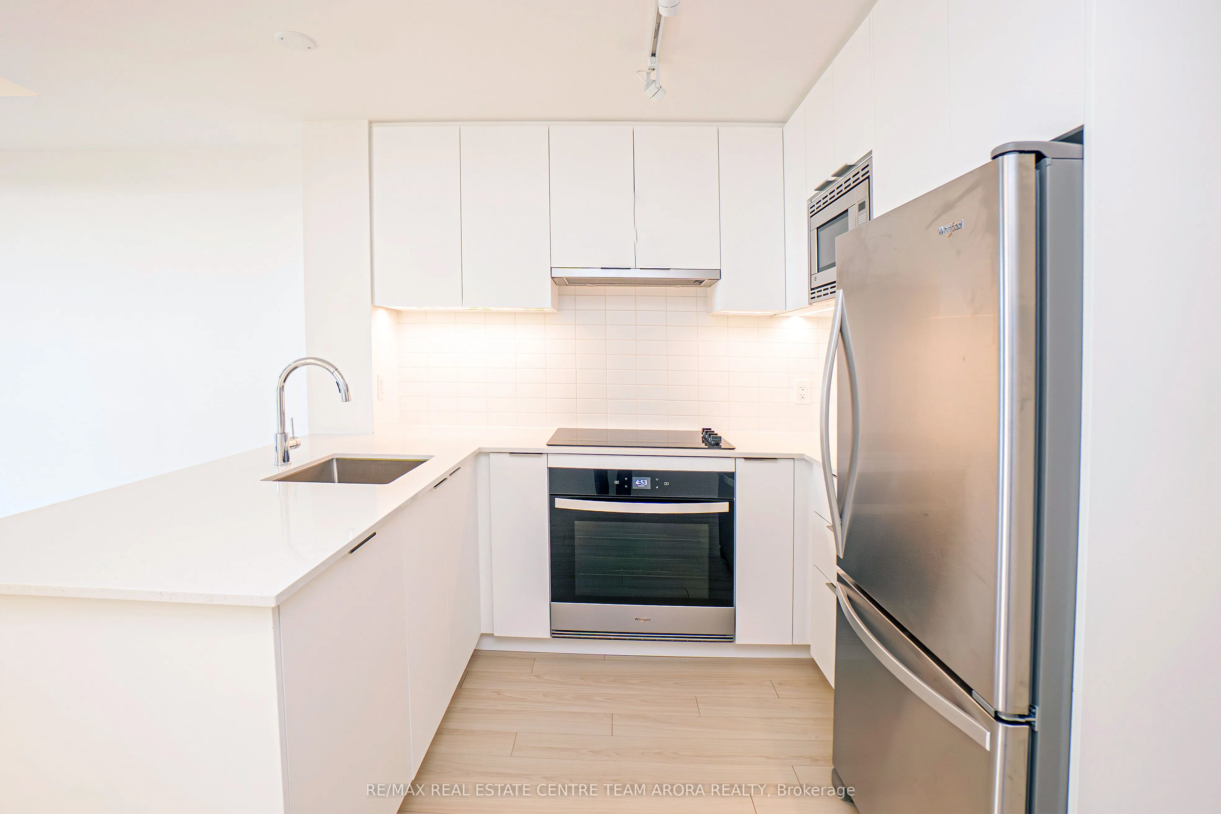 3079 Trafalgar Road, #605