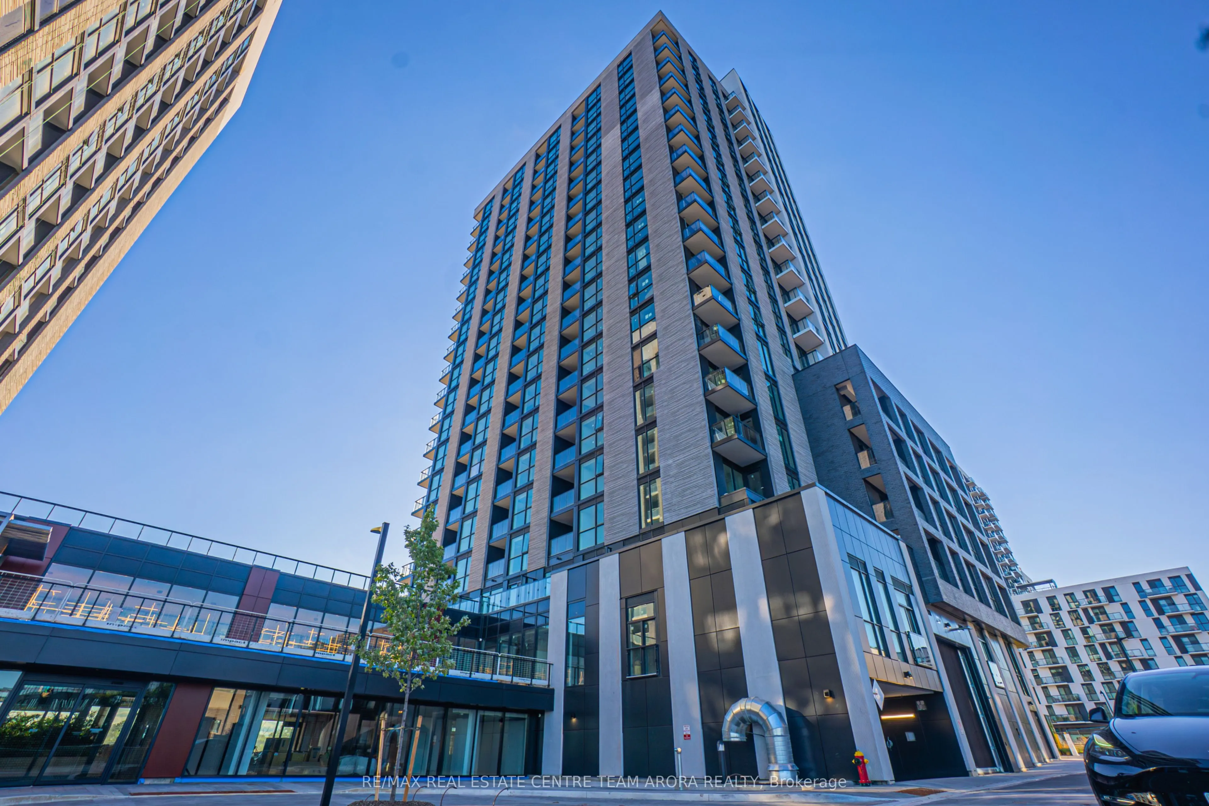 3079 Trafalgar Road, #605