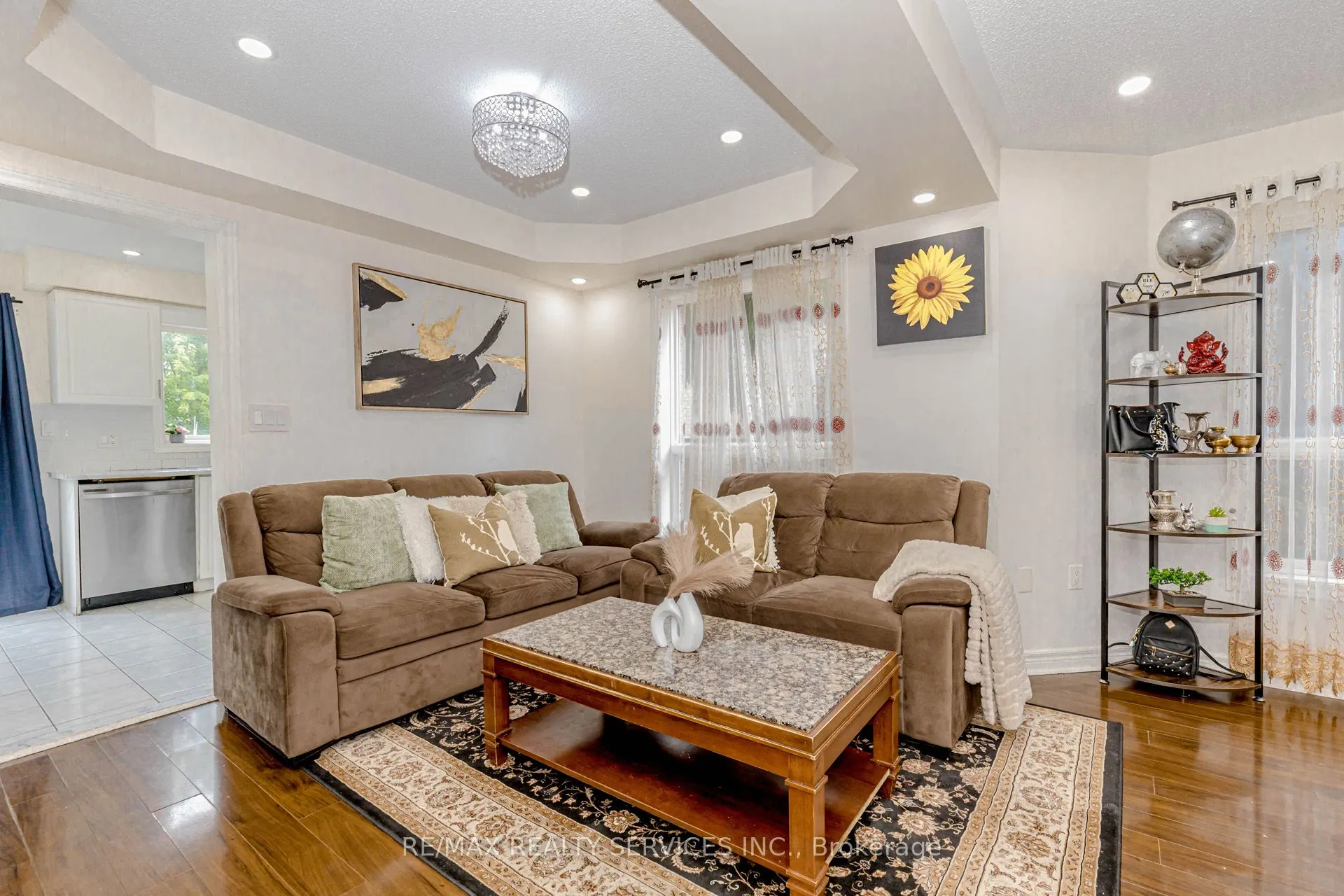 32 Pressed Brick Drive