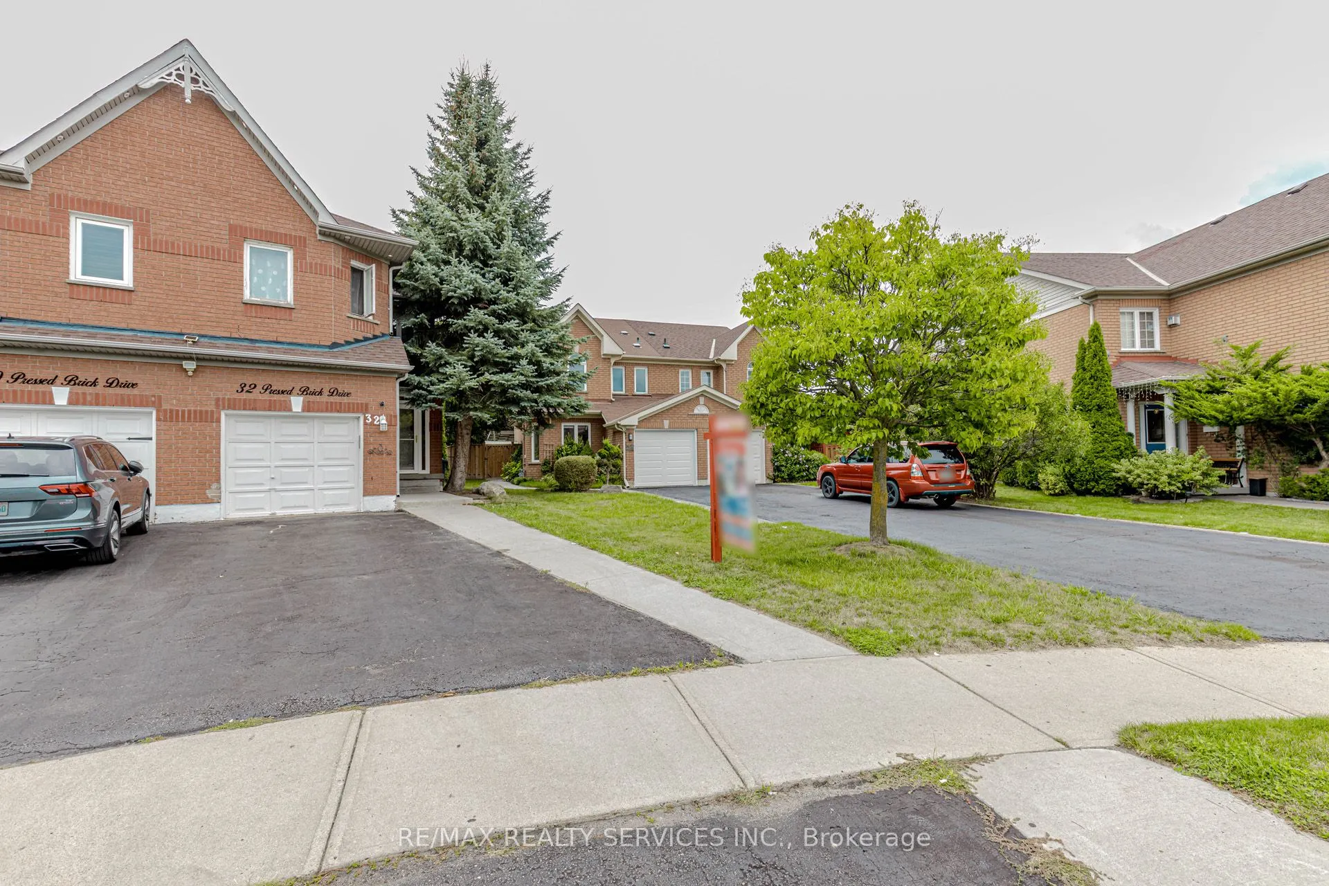 32 Pressed Brick Drive