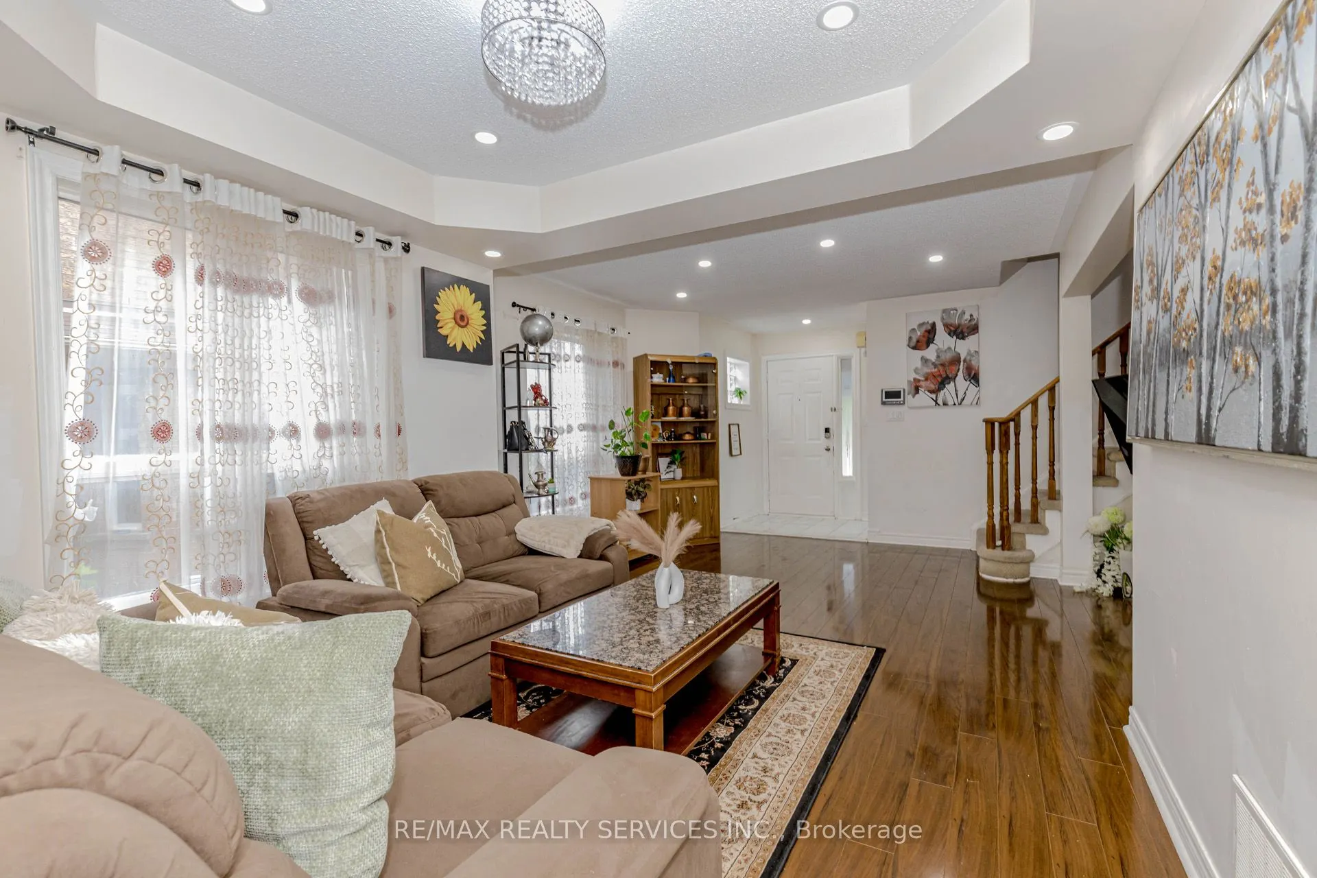 32 Pressed Brick Drive