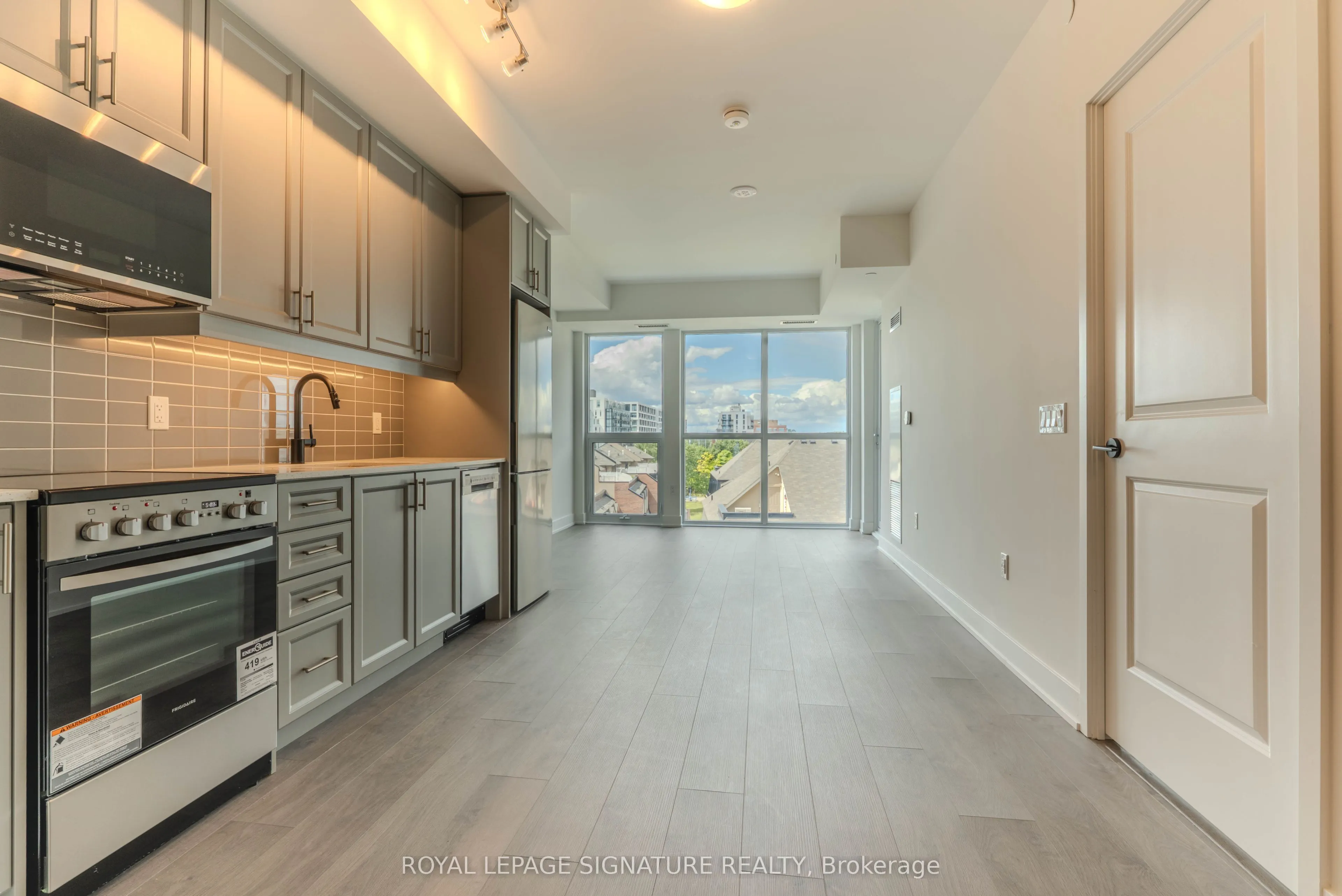 2343 Khalsa Gate, #611