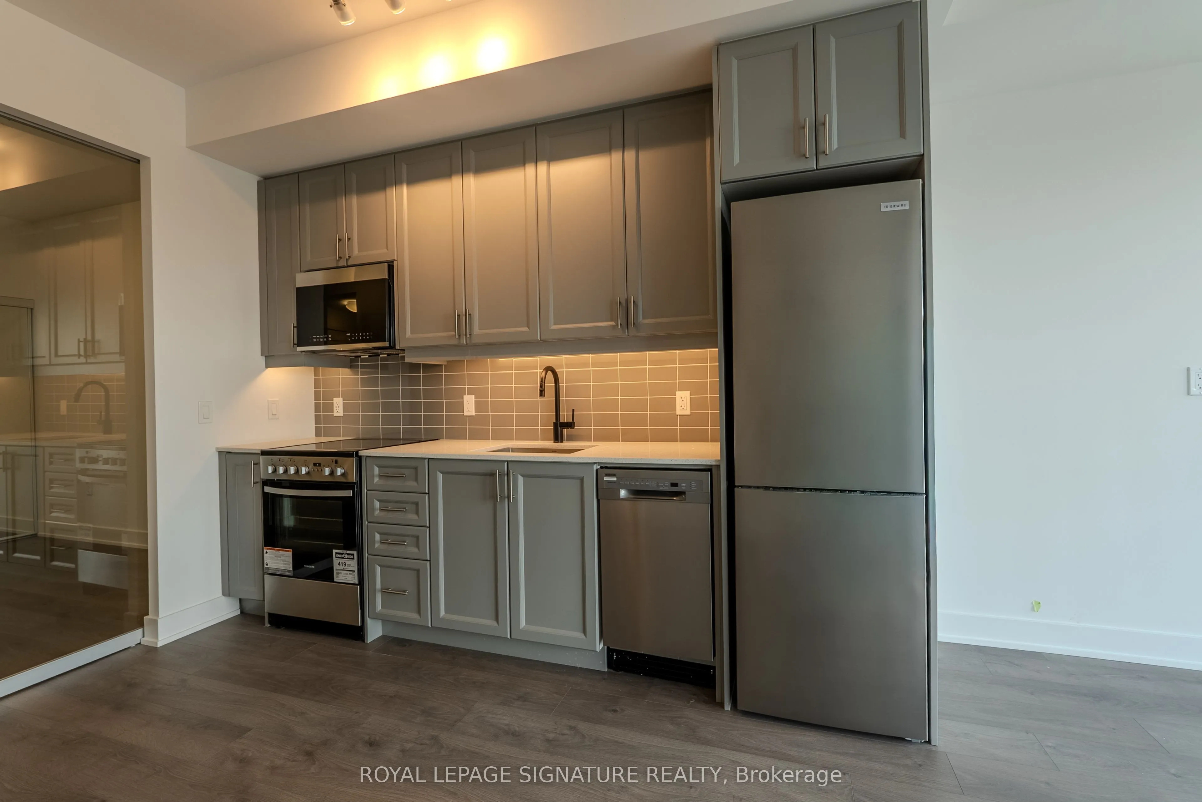 2343 Khalsa Gate, #611