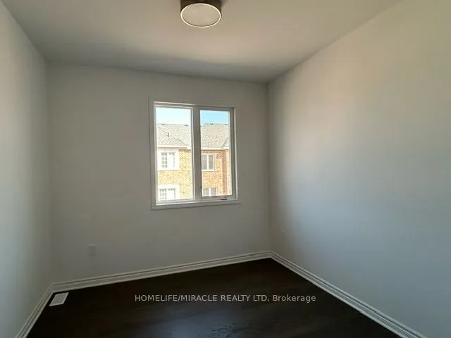 1209 Granary Street